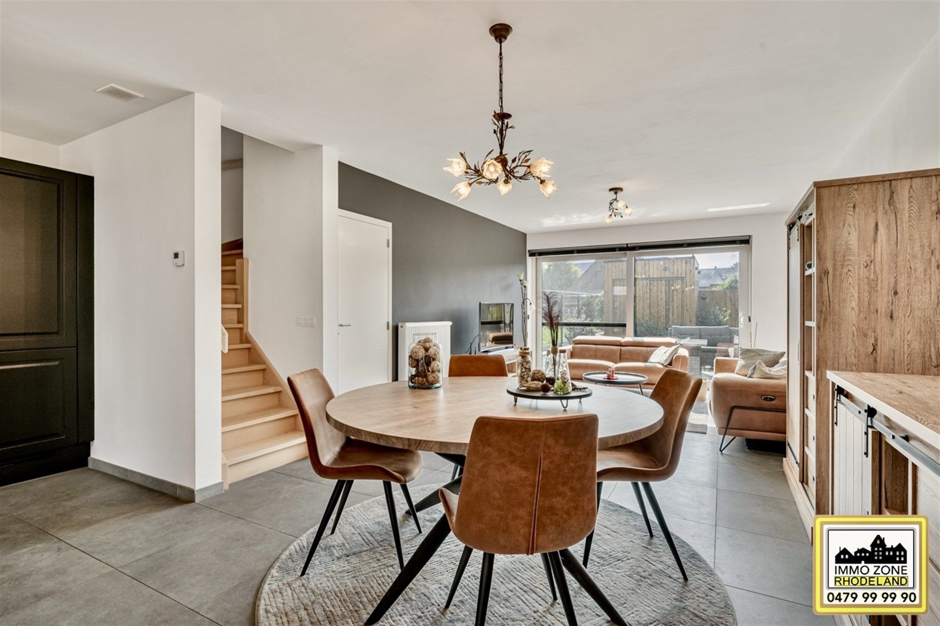 Uiterst luxueuze woning met 3 slpks en zwembad foto 6