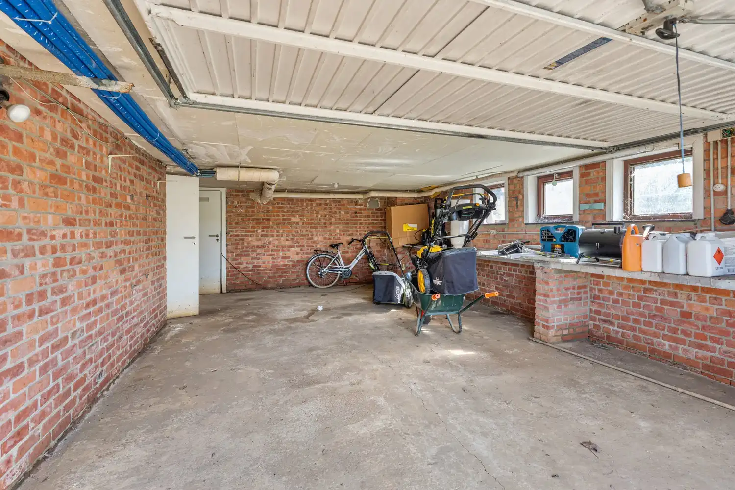 Ruime gezinsvilla met 5 slaapkamers, leuke tuin en uitstekende ligging in Rotselaar foto 16