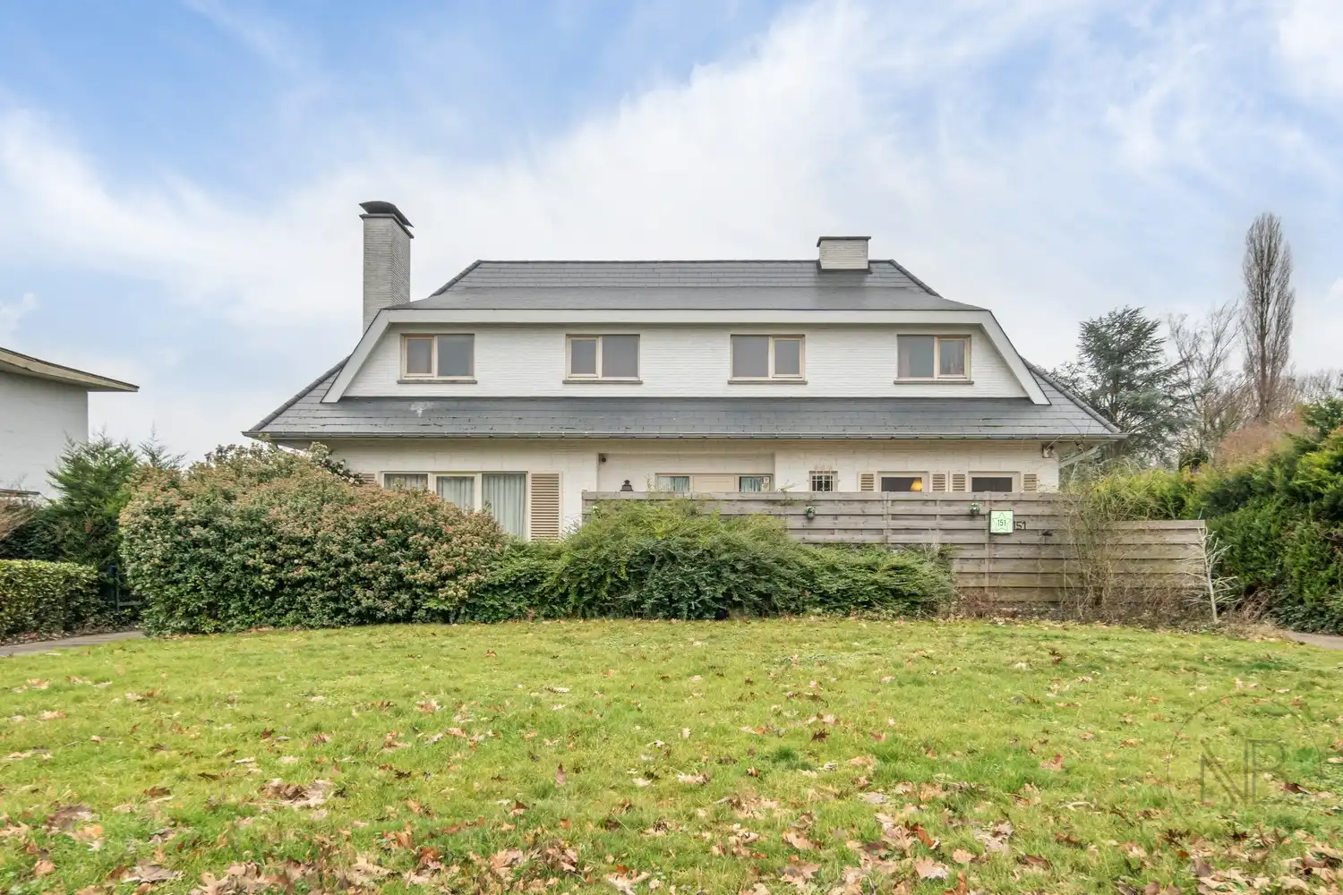 Klassieke villa met 5 slaapkamers ( momenteel met handelshuurovereenkomst) foto 2