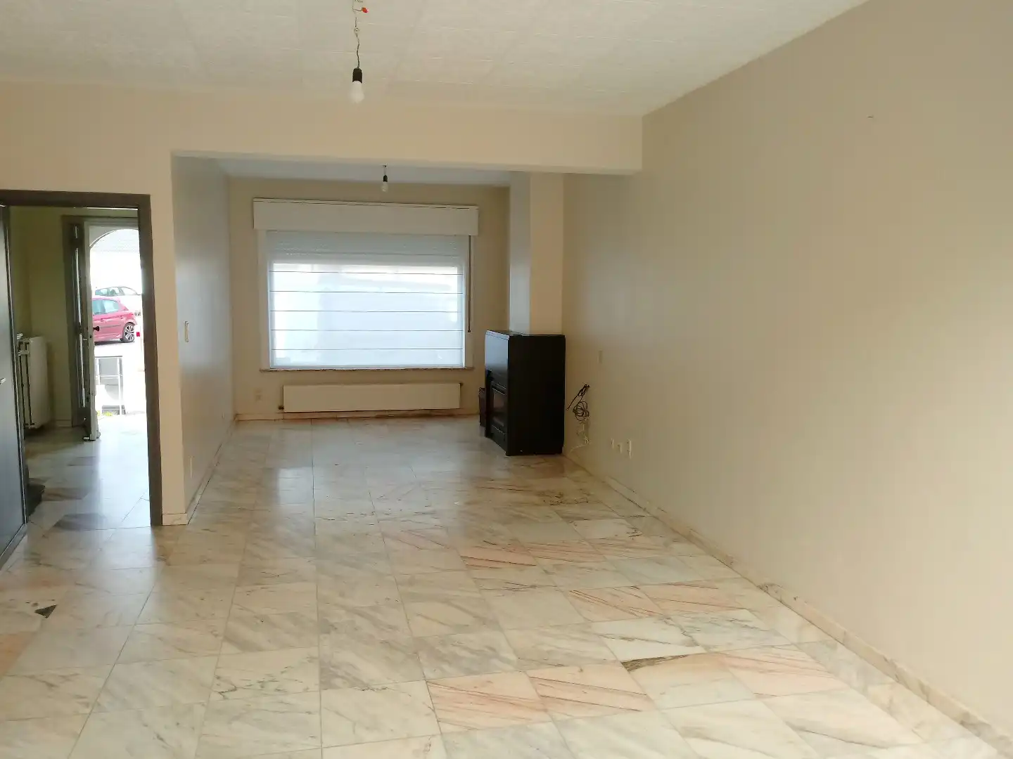 Ruime woning met 4 slaapkamers en zonnige tuin in Lauwe foto 2