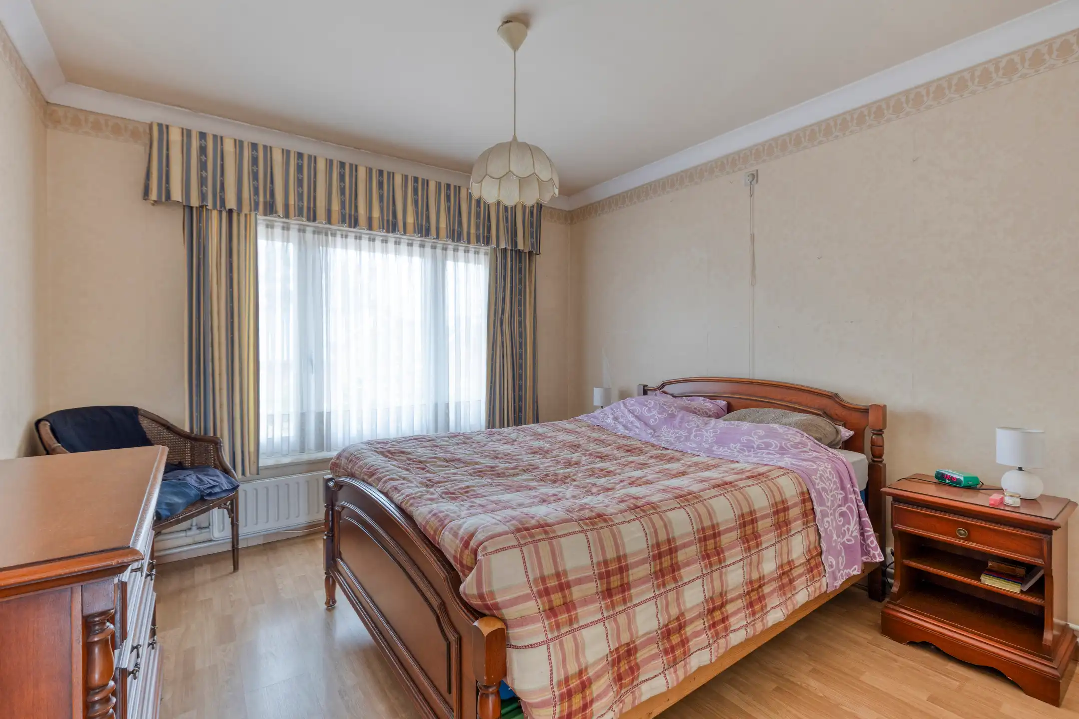 Te renoveren woning met 3 slaapkamers op 11are foto 13