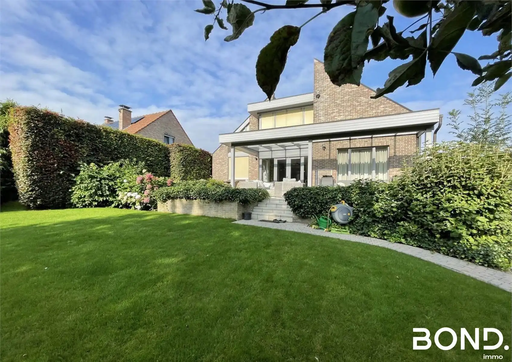MODERNE VILLA  MET 3 SLAAPKAMERS TE HUUR! foto 17