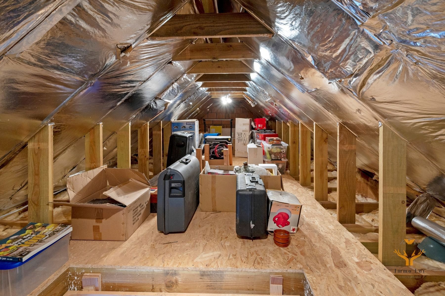 Instapklare woning met moderne afwerking en tuin foto 17