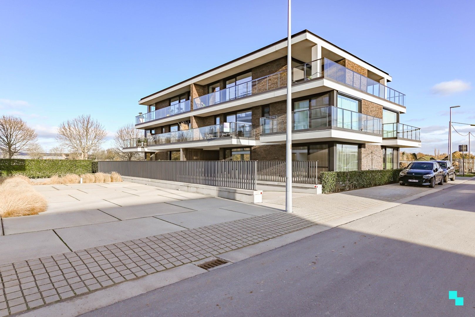 Energiezuinig éénslaapkamerappartement aan kanaal Roeselare-Leie foto {{pictureIndex}}