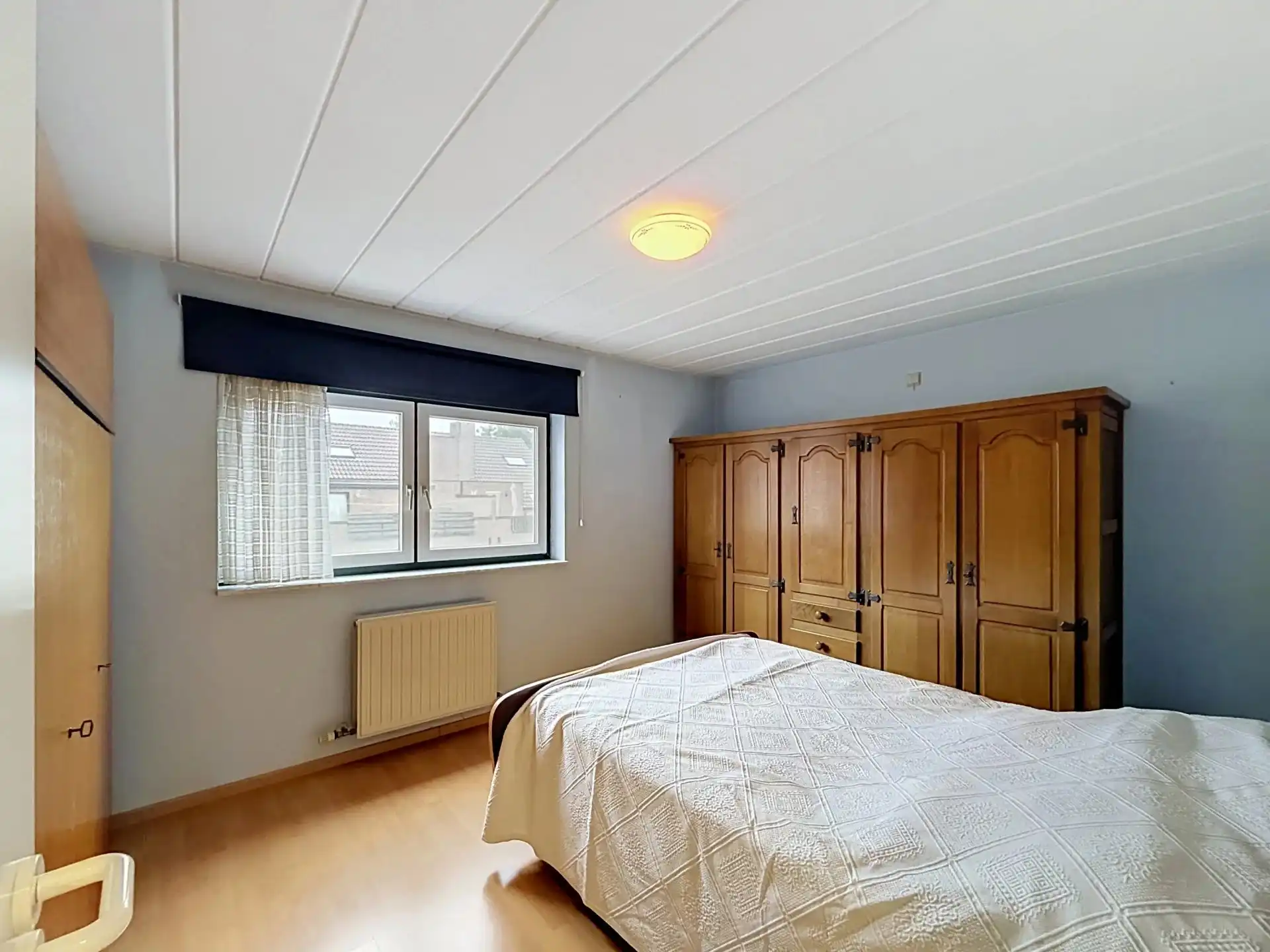 Ruim appartement met 2 slaapkamers, 2 staanplaatsen en 3 kelders foto 23