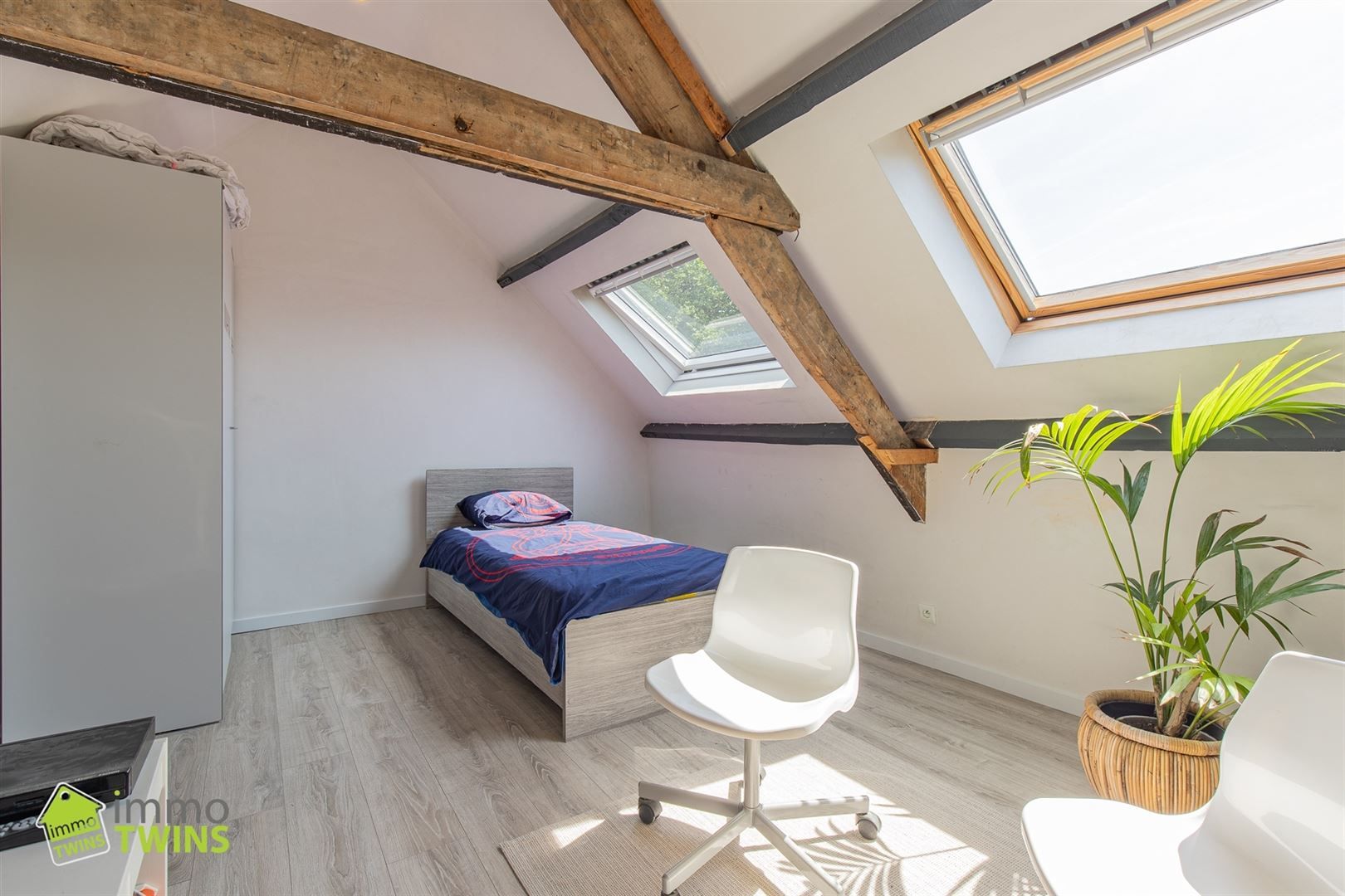 Halfopen bebouwing met 5 slaapkamers, ruime garage te Schoonaarde foto 30