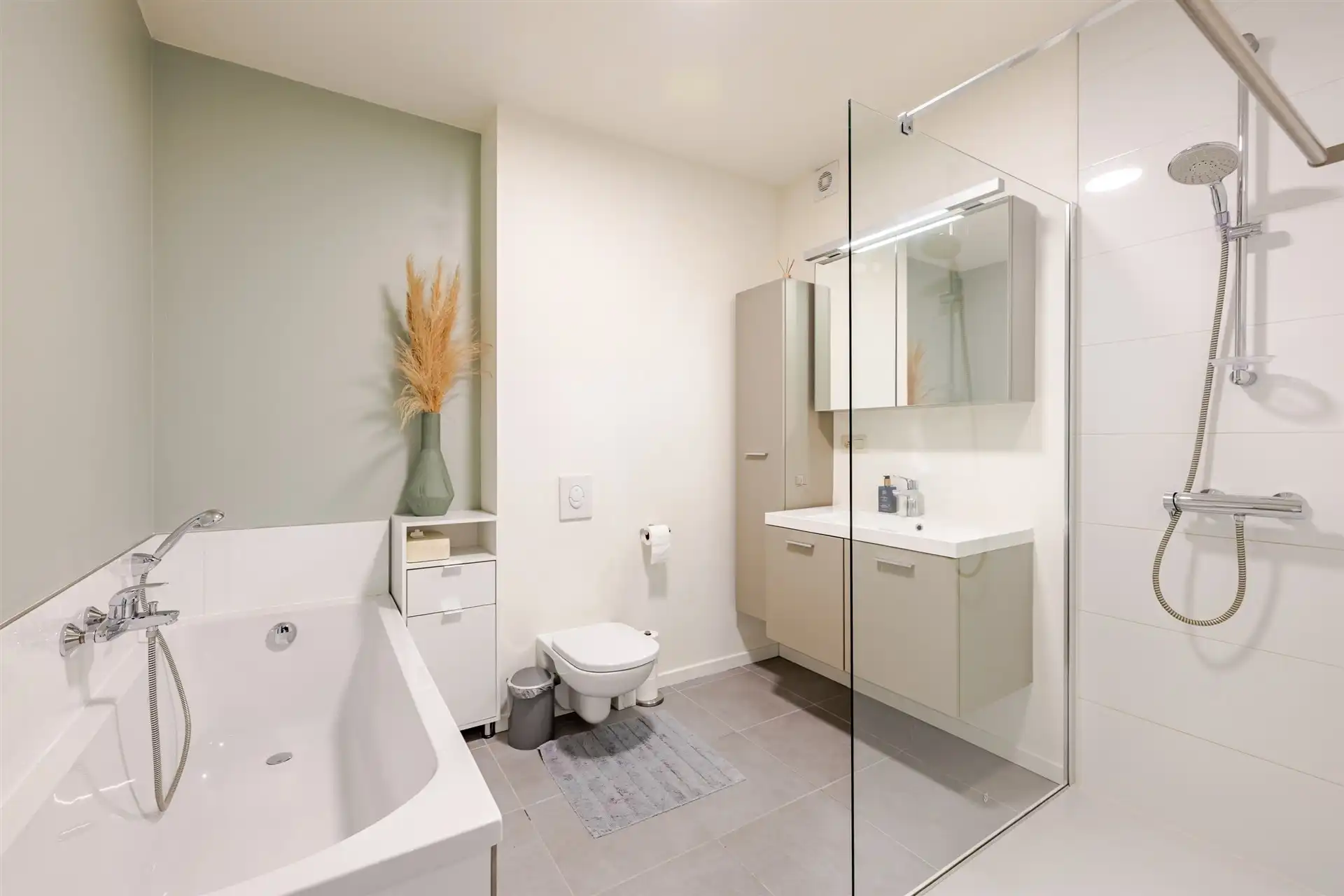 Instapklare gezinswoning tegenover het Rozekensbos in Aalst foto 17