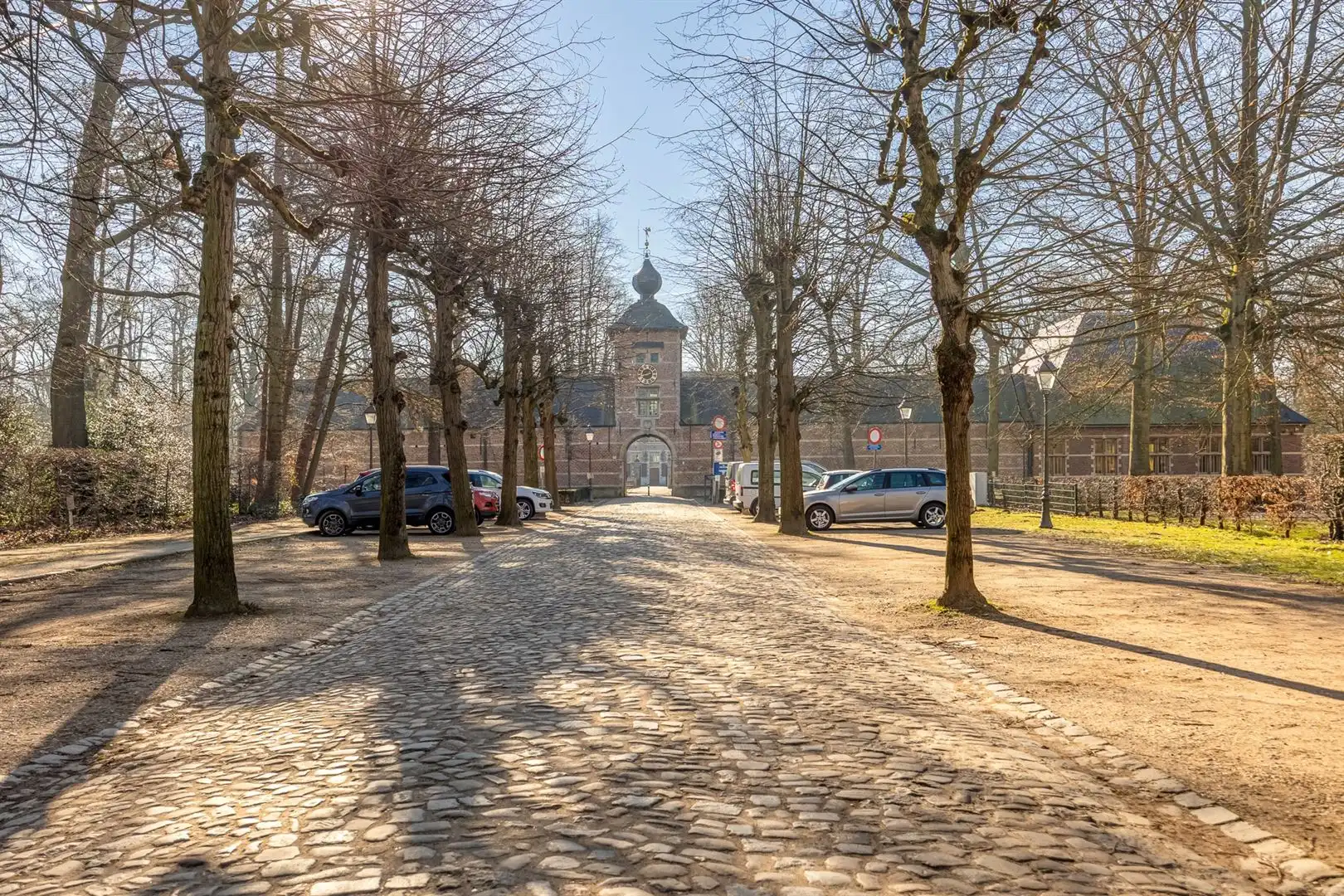 Opbrengsteigendom met 2 APP in Ekeren centrum foto 30