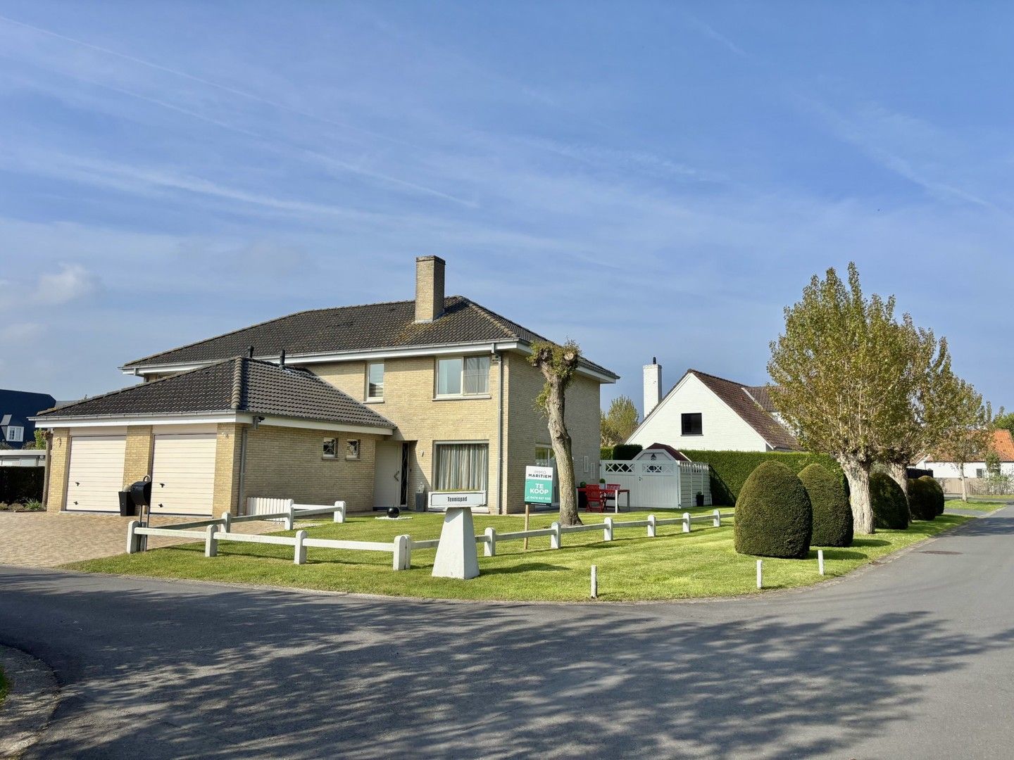 Instapklare woning op enkele passen van de Ter Yde duinen. foto {{pictureIndex}}