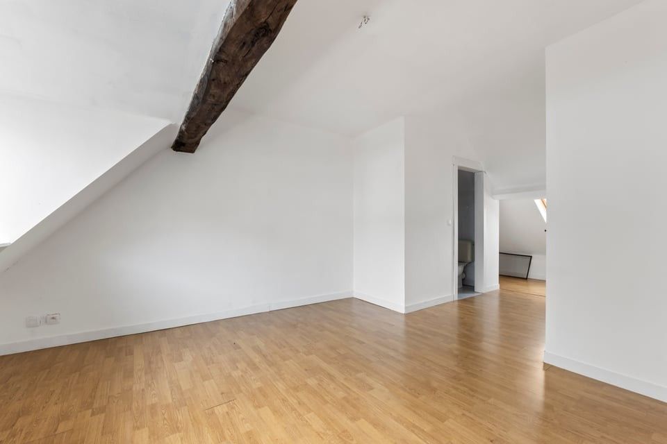 CHARMANTE, INSTAPKLARE STADSWONING MET 4 SLAAPKAMERS IN HARTJE TONGEREN foto 26