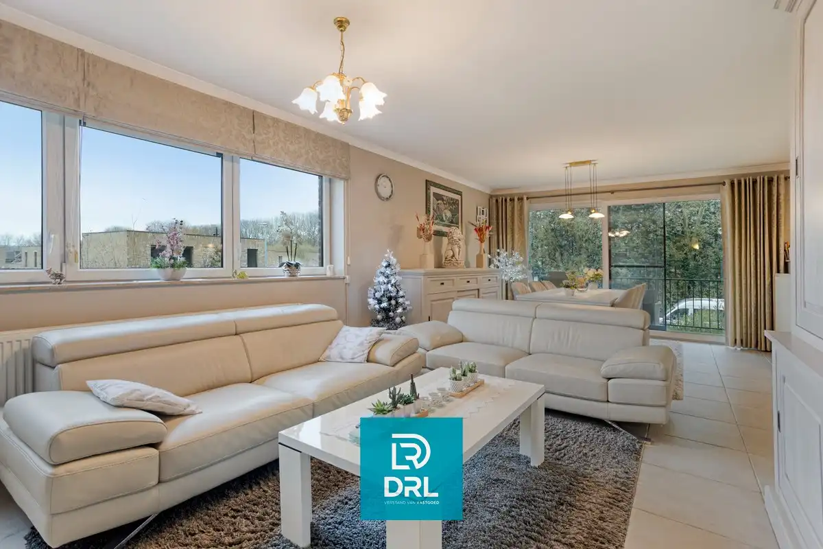 APPARTEMENT te BRUGGE foto 3