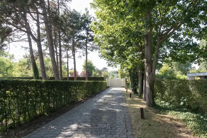 Uitzonderlijke villa op 3299m² gelegen op toplocatie te Nieuwpoort-Bad. foto 28