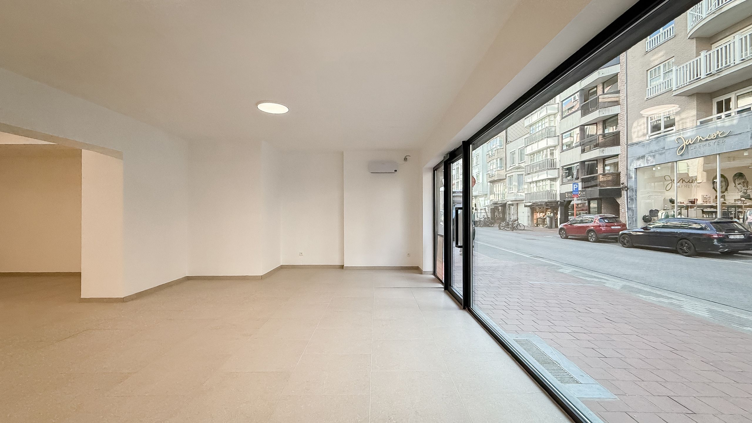 TE HUUR ALS POP-UP WINKEL! foto 4