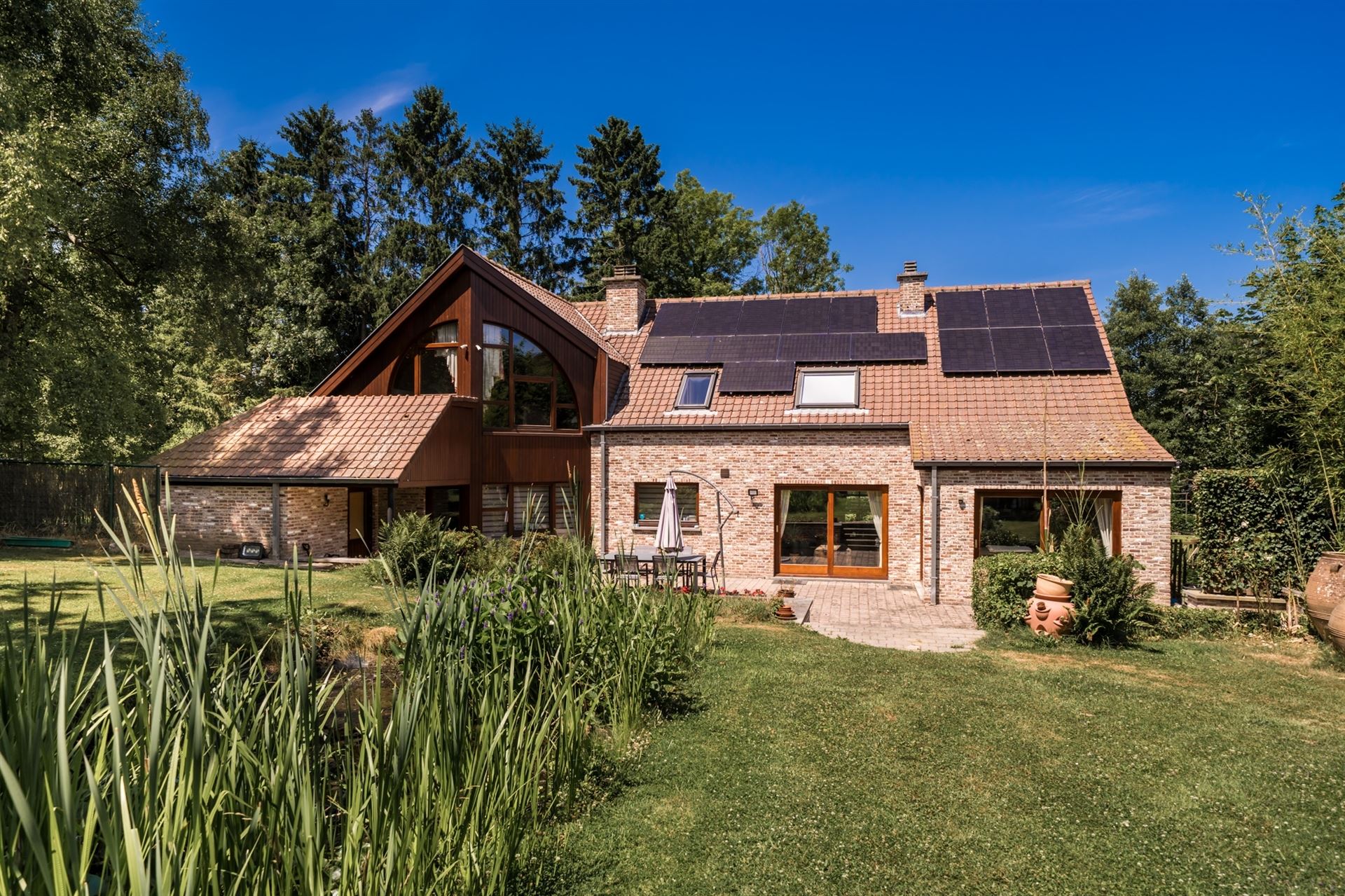 Unieke villa te koop met als troeven: Rust, ruimte en comfort in het groen foto 11