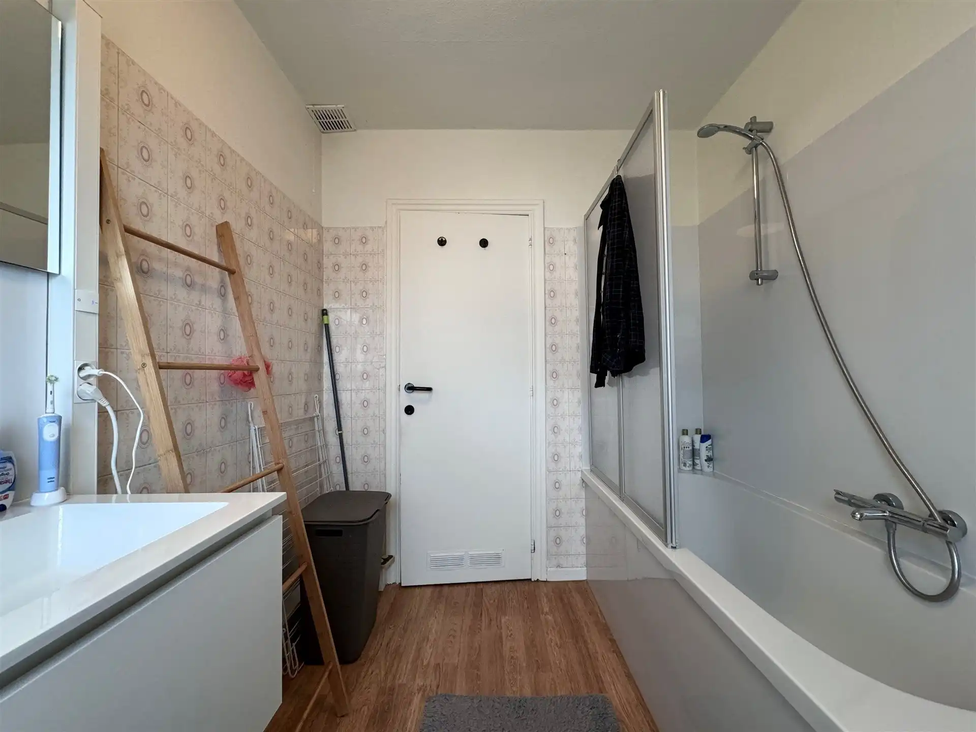 Gezellig appartement met 2 slaapkamers en terras. foto 19