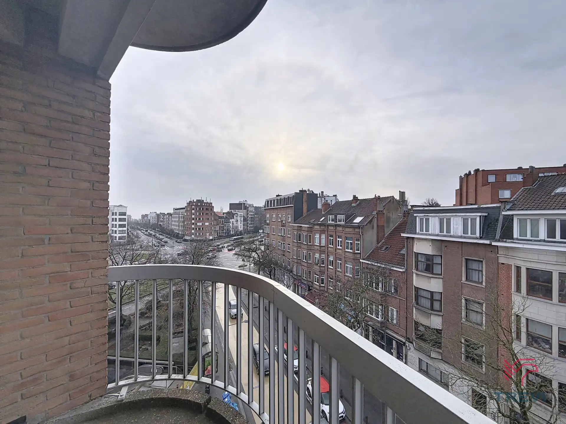 3-kamerappartement in een recent gebouw  foto 15