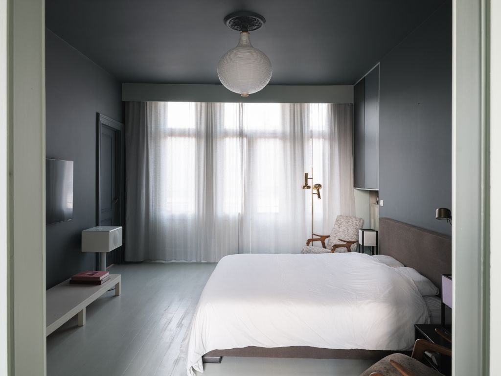 Bijzondere ‘Fin de siècle’ herenwoning, rustig gelegen nabij Dok-Noord. foto 10