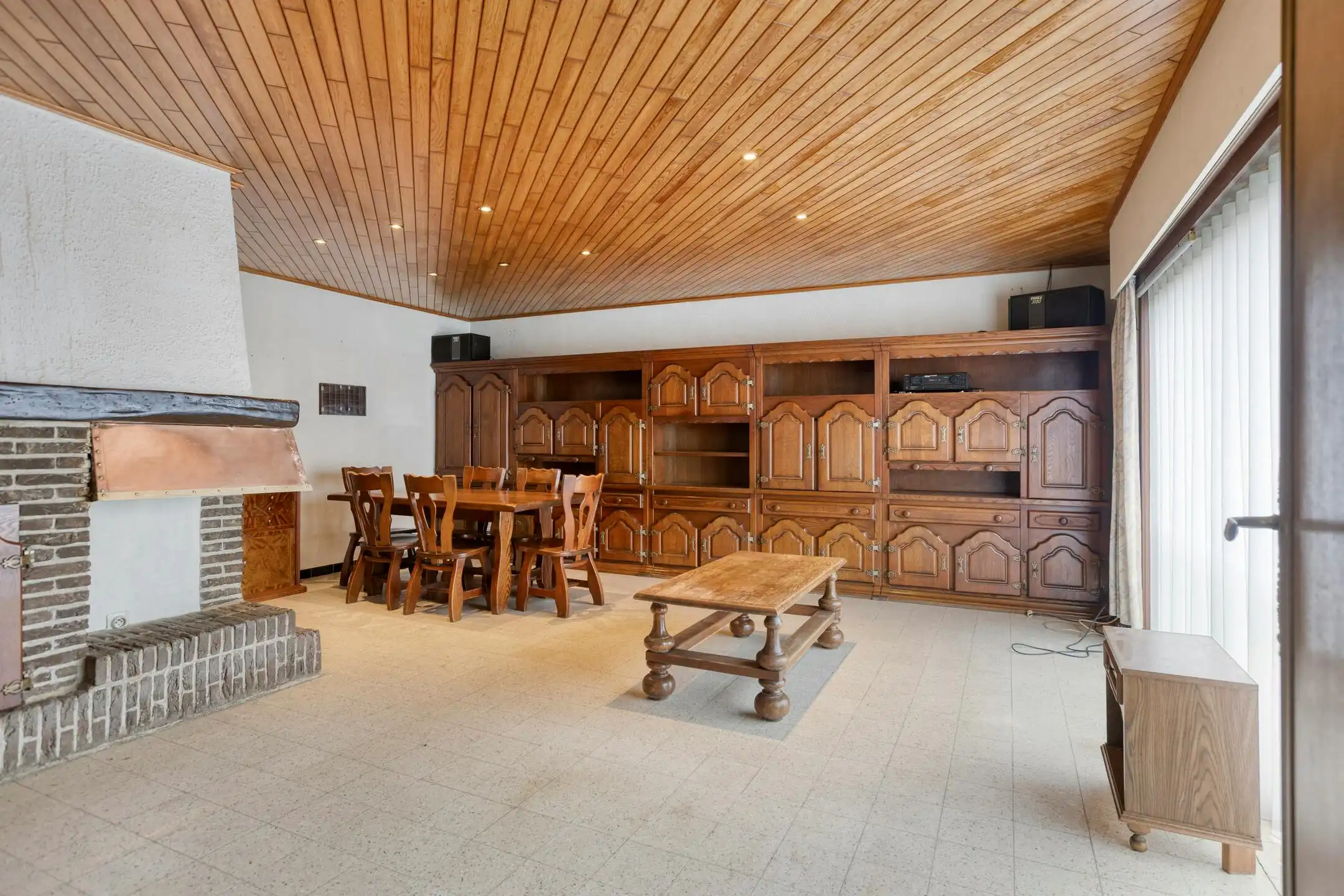 Gelijkvloers huis te koop met 3 slaapkamers, garage en tuin foto 4