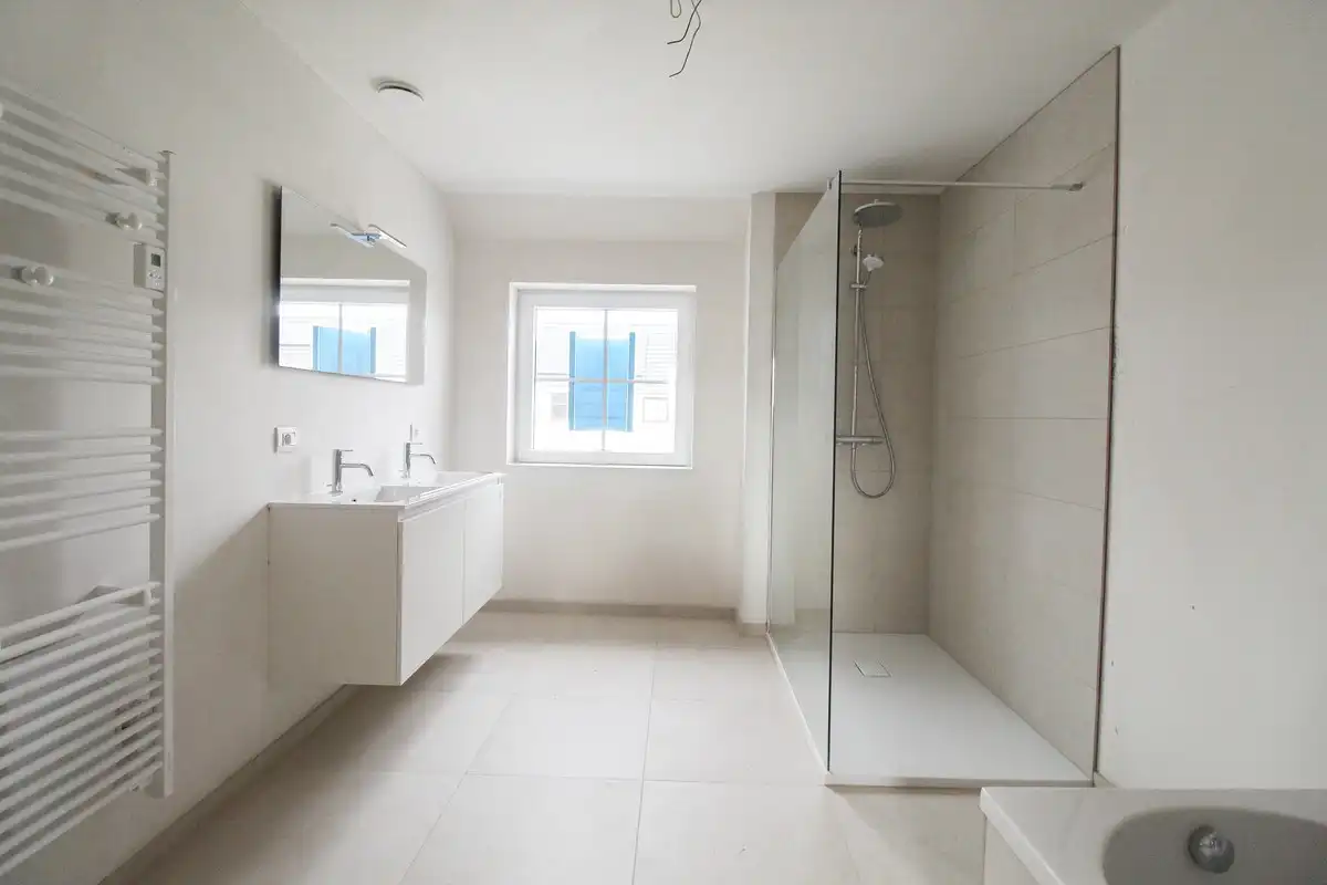 Laatste instapklare nieuwbouwwoning te Wevelgem foto 12