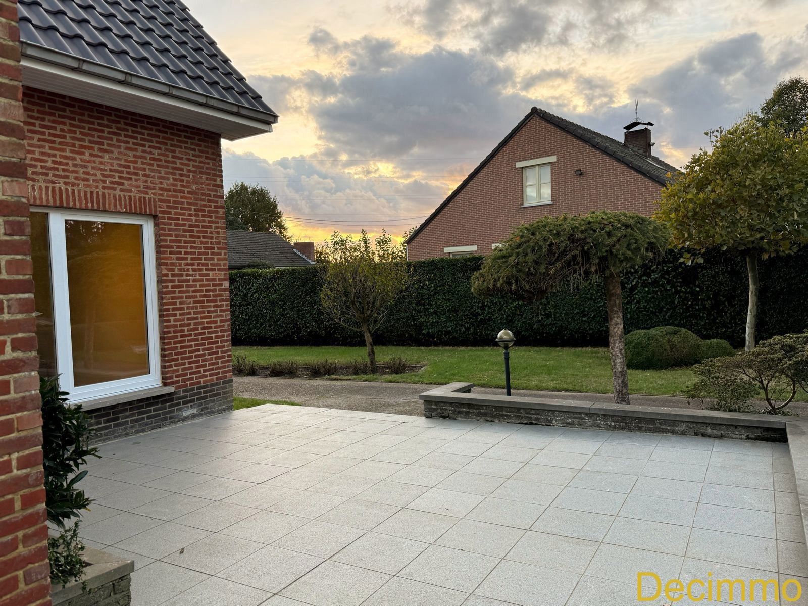 Volledig gerenoveerde woning met 3 slaapkamers, lage energiekost– rustig gelegen in het groen. foto 21