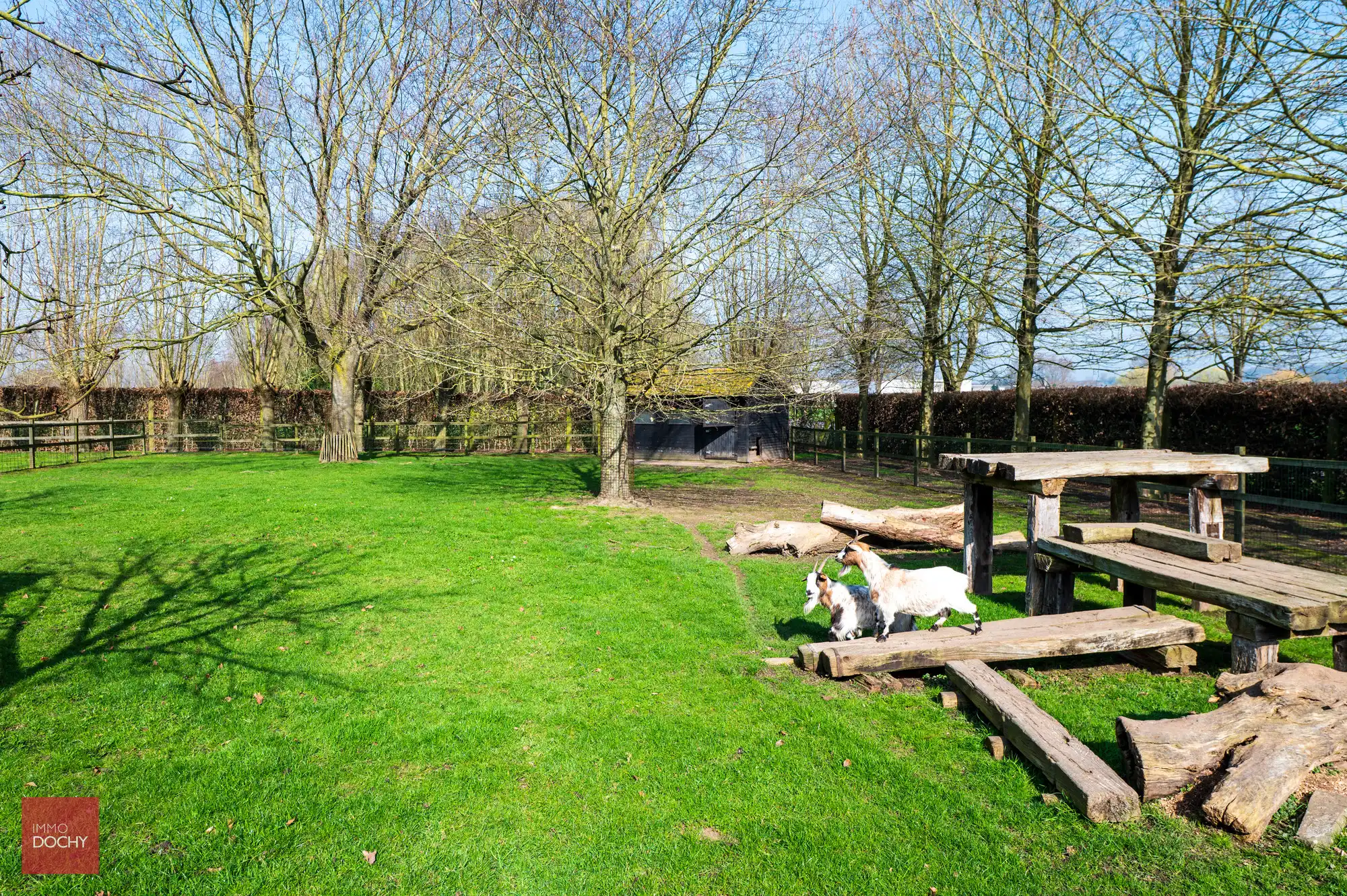 Zeer goed onderhouden gerestaureerde hoeve foto 31