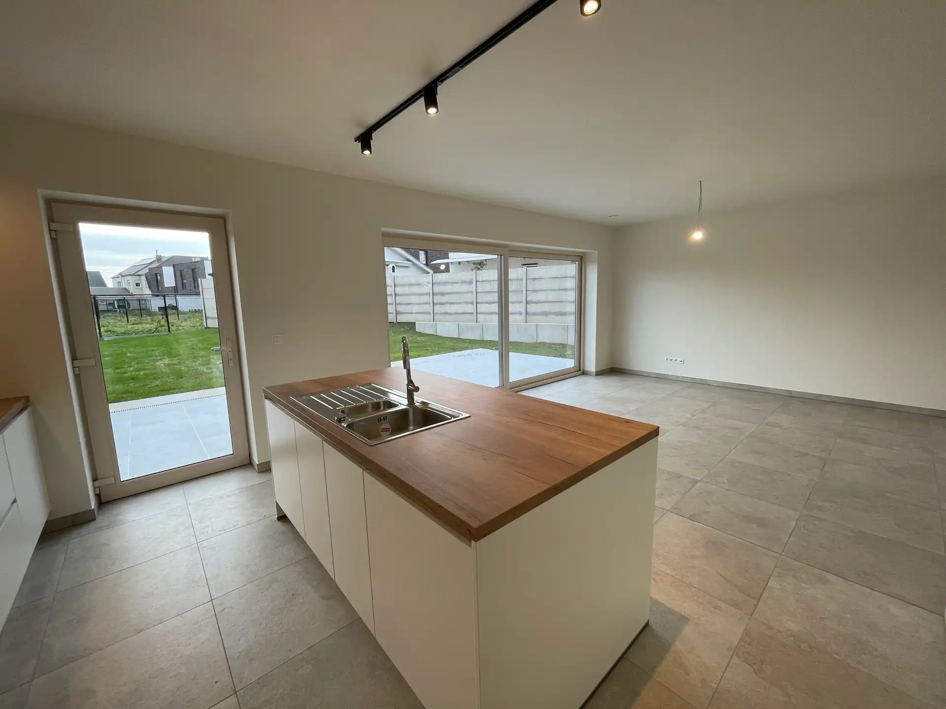 WICHELEN - Prachtige BEN-woning op rustige locatie. foto 4