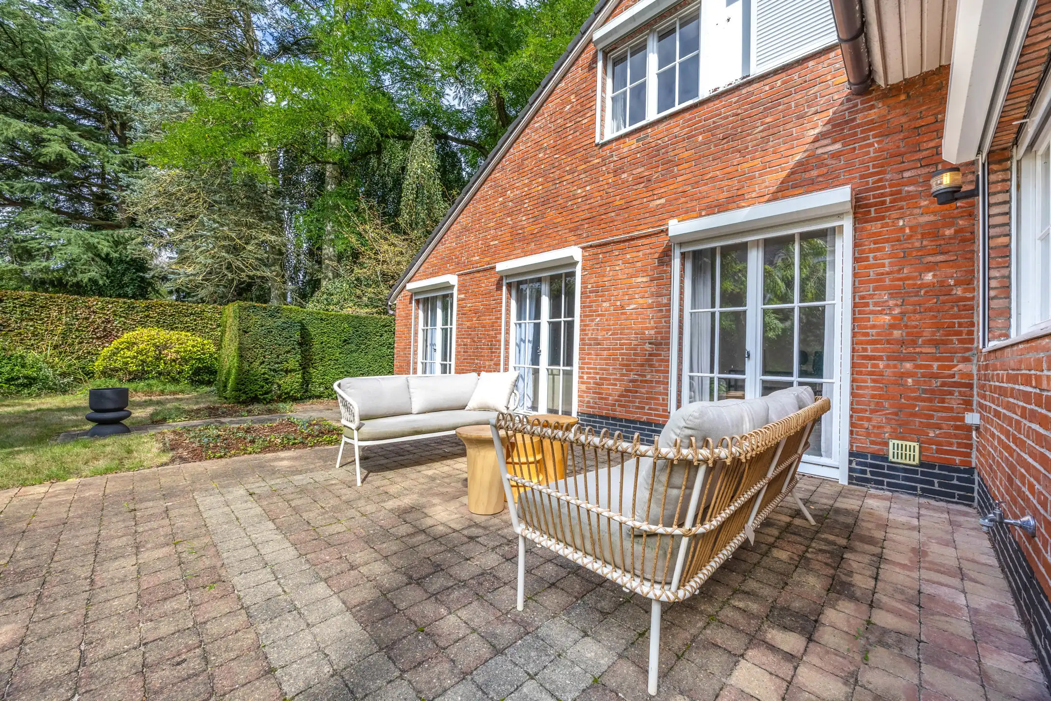  Te renoveren landhuis in groene wijk Hertebos foto 23