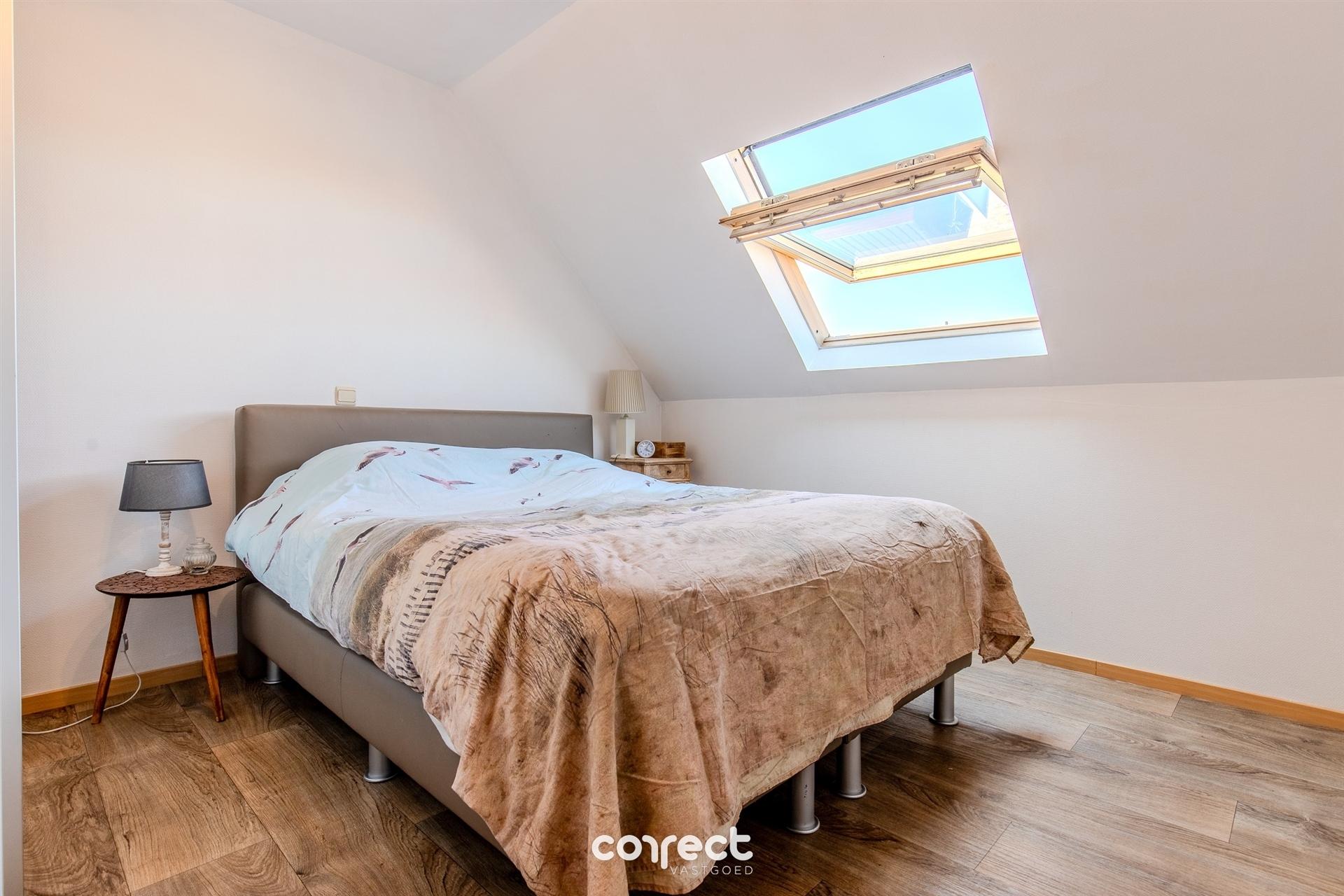 Ruim en energiezuinig duplex appartement Adinkerke foto 16