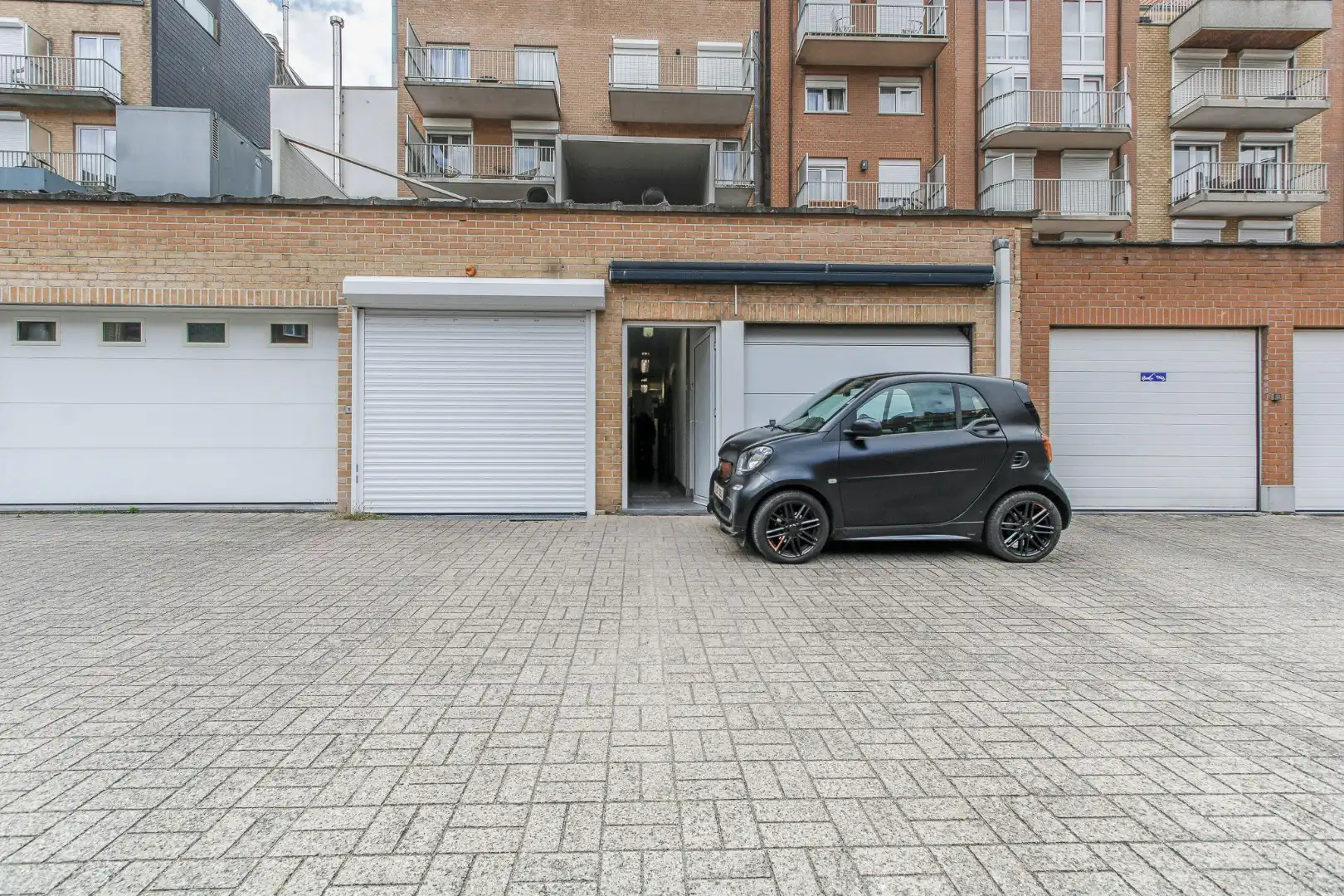 Volledig uitgeruste slagerij te huur S Dupuisstraat 14 Knokke zonder overname! foto 20