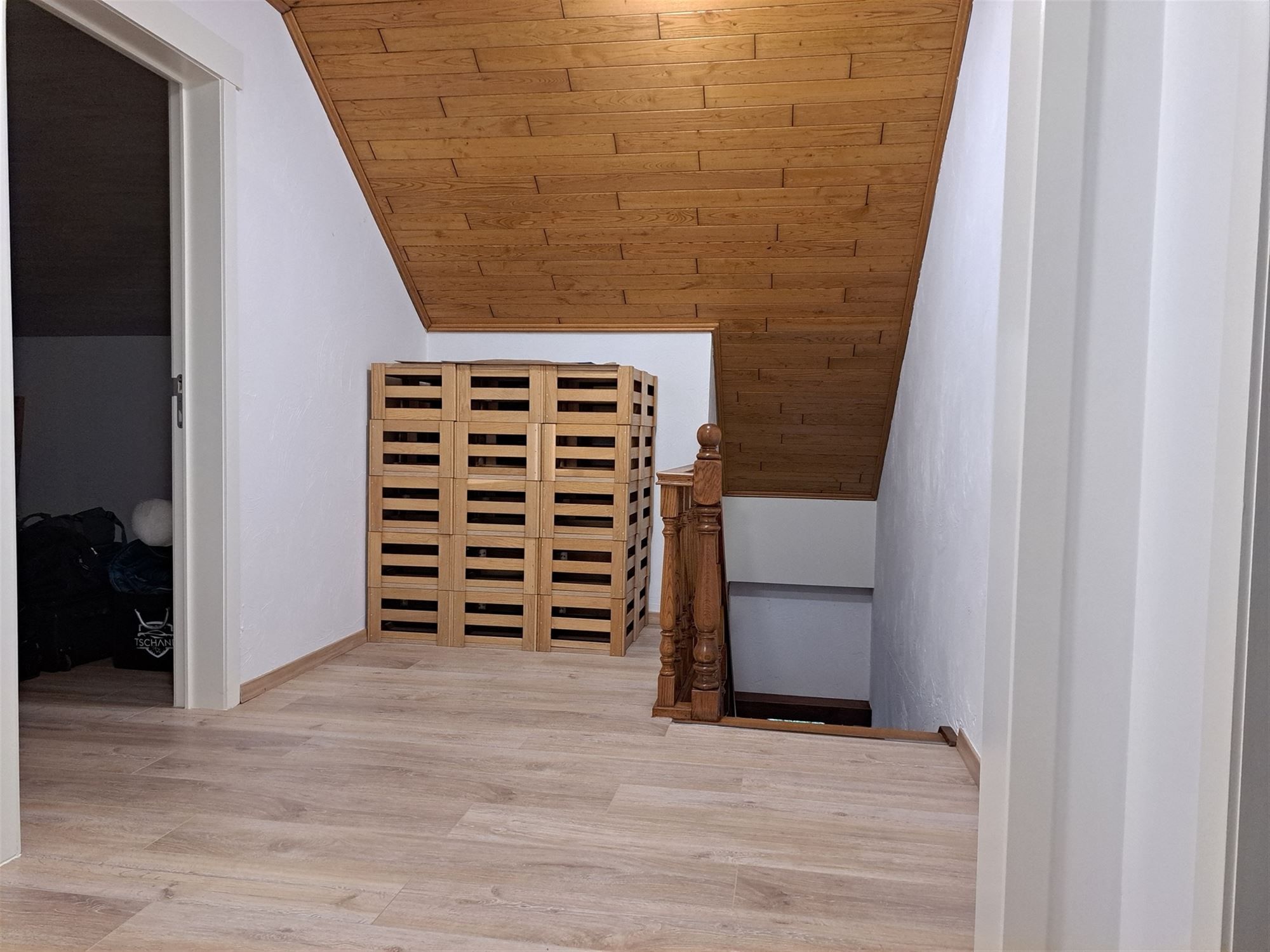 Ruime bungalow met mooie tuin en grote oprit. 3 slaapkamers. foto 11