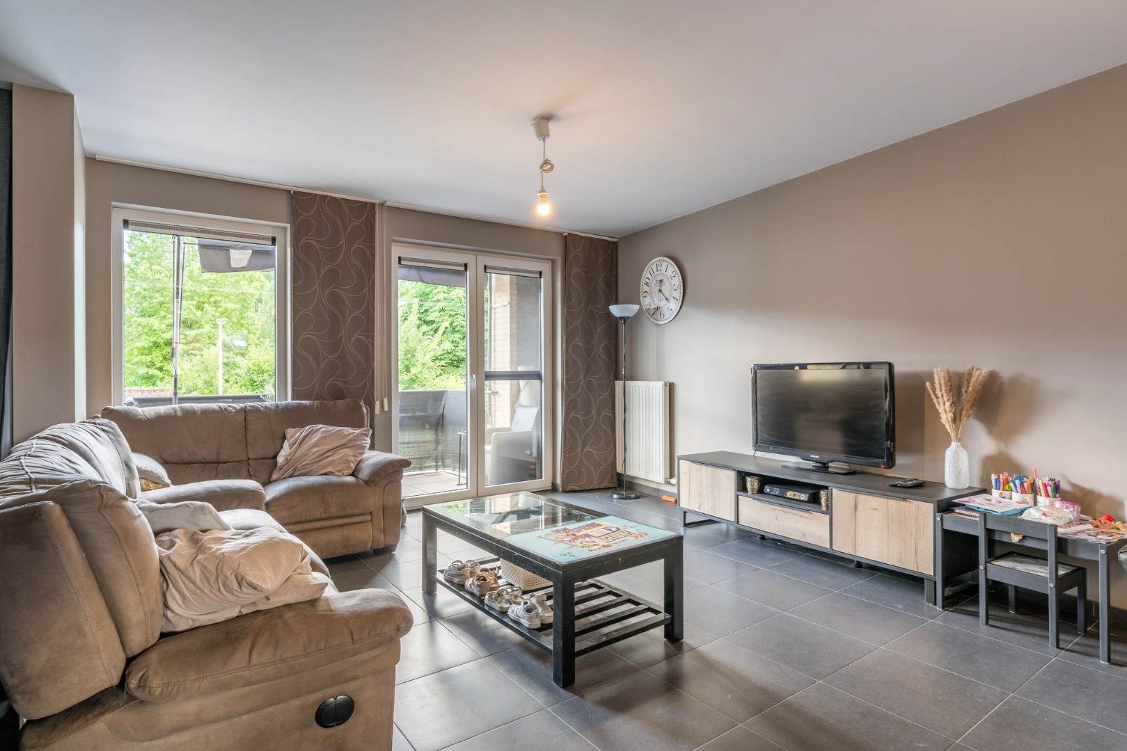 - IN OPTIE - Ruim en degelijk duplexappartement met drie slaapkamers, terras en autostandplaats in de dorpskern van Beverst foto 10