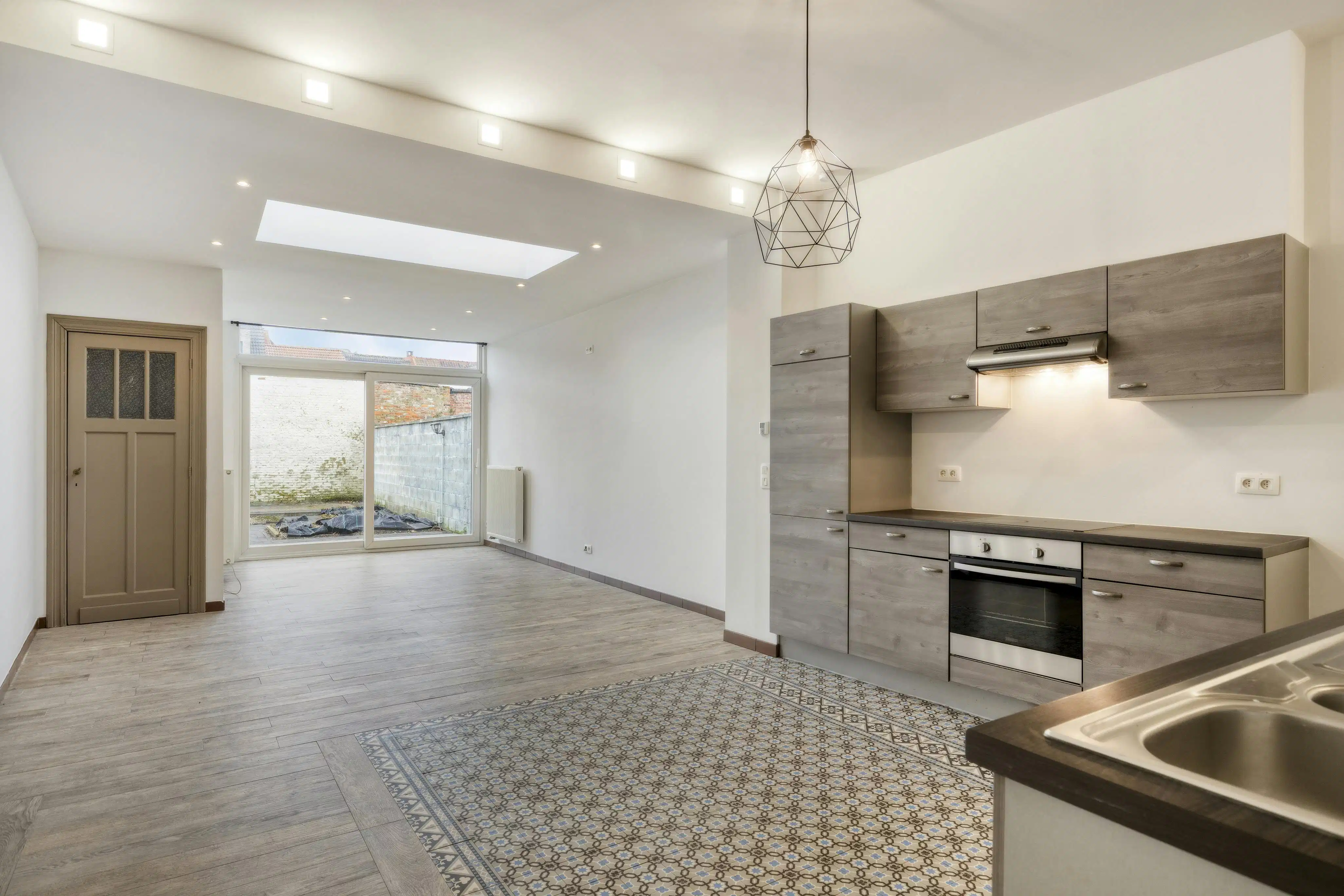 Ruim instapklaar huis met 3 slaapkamers in Terhagen foto 2