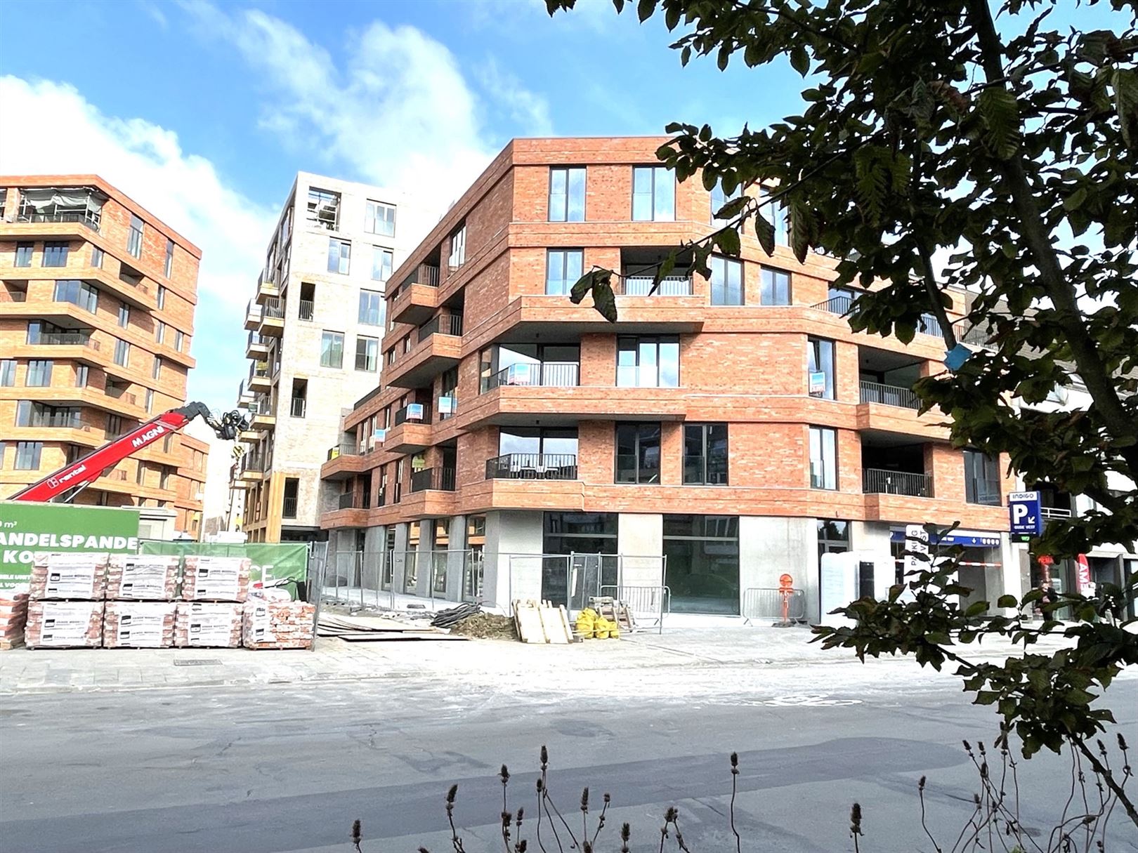 Prachtig nieuwbouwappartement te huur in hartje centrum foto 1