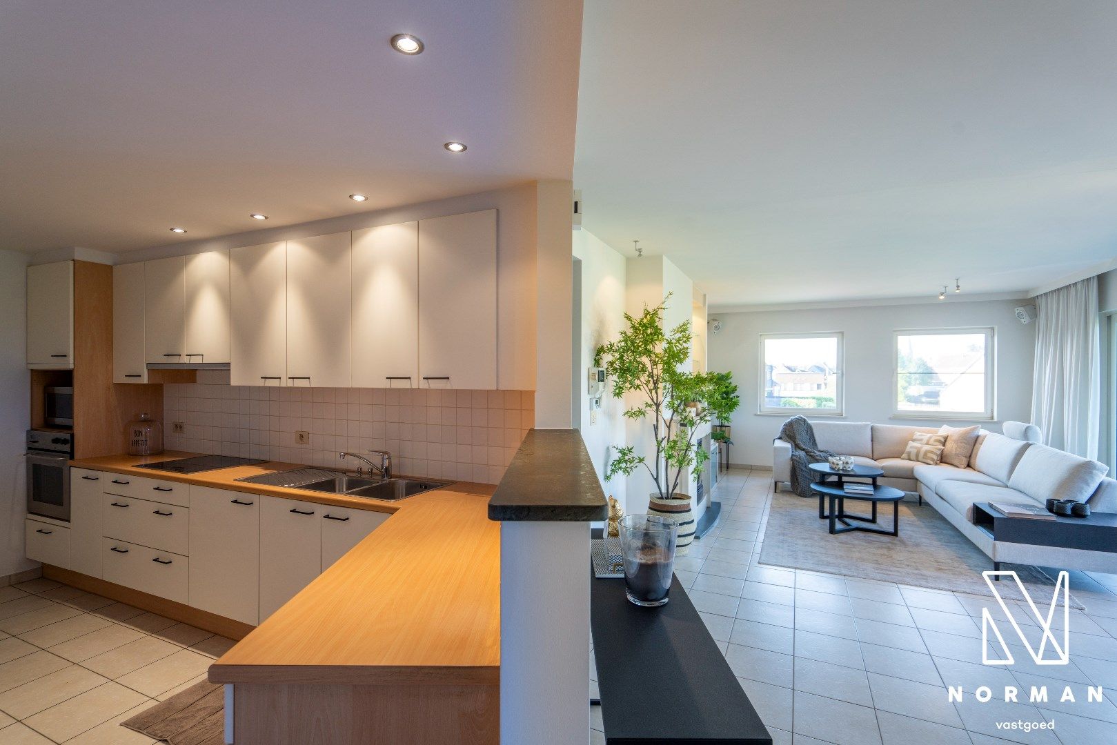 Ruim appartement met 2 slaapkamers, ondergrondse garage en prachtig zicht op de Leie foto 9