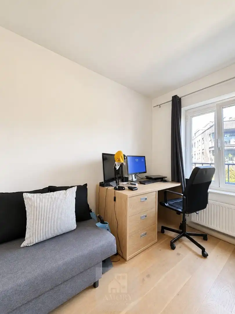 Zonnig 2 slpk-appartement met zuidgericht terras + autostaanplaats! foto 13