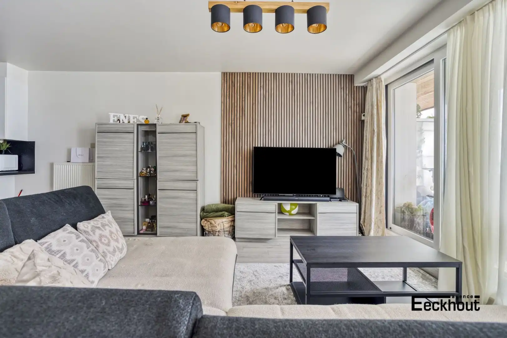 Recent 2-slaapkamerappartement met zonneterras en mooi zicht op de spuikom! foto 5