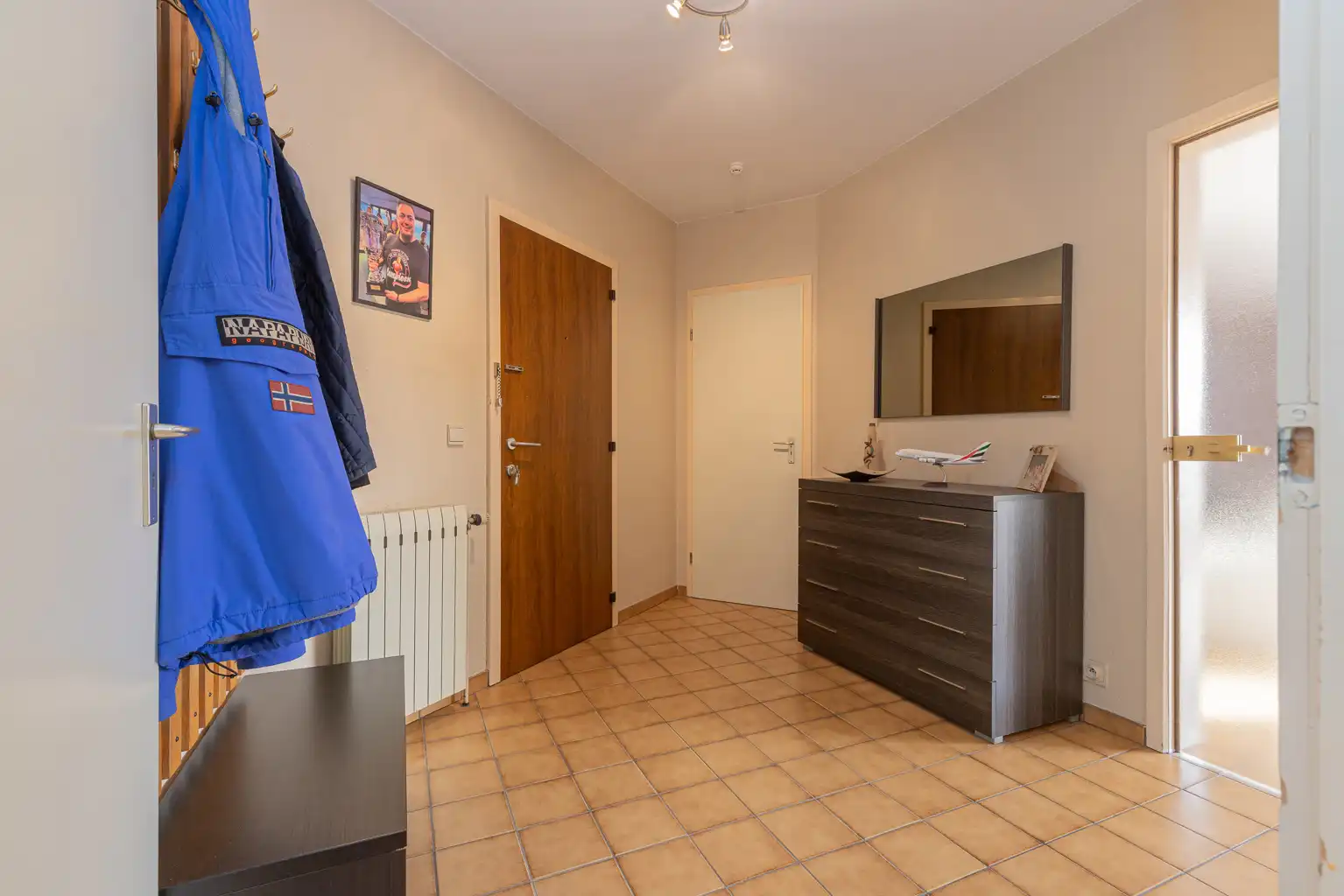 Ruim 2-slaapkamer appartement in Opwijk centrum! foto 8