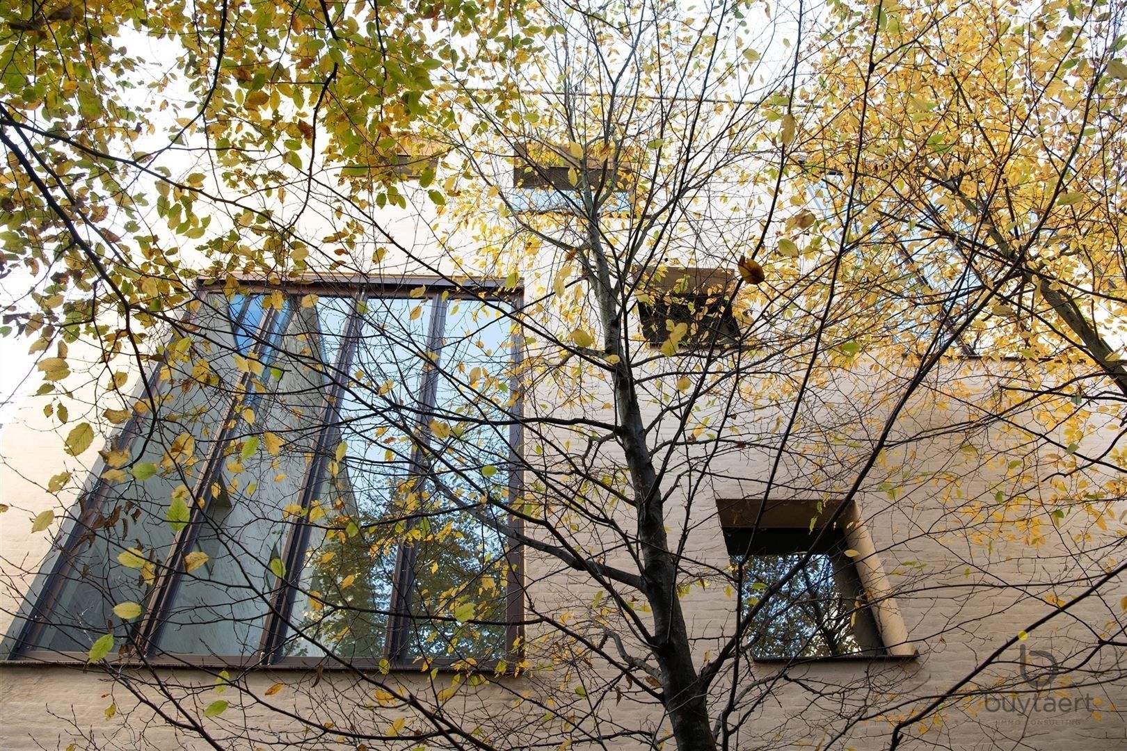 RUIM EN LICHTRIJK WONEN OP DE BOVENSTE VERDIEPING OP DE KANAALSITE VAN AXEL VERVOORDT foto 17