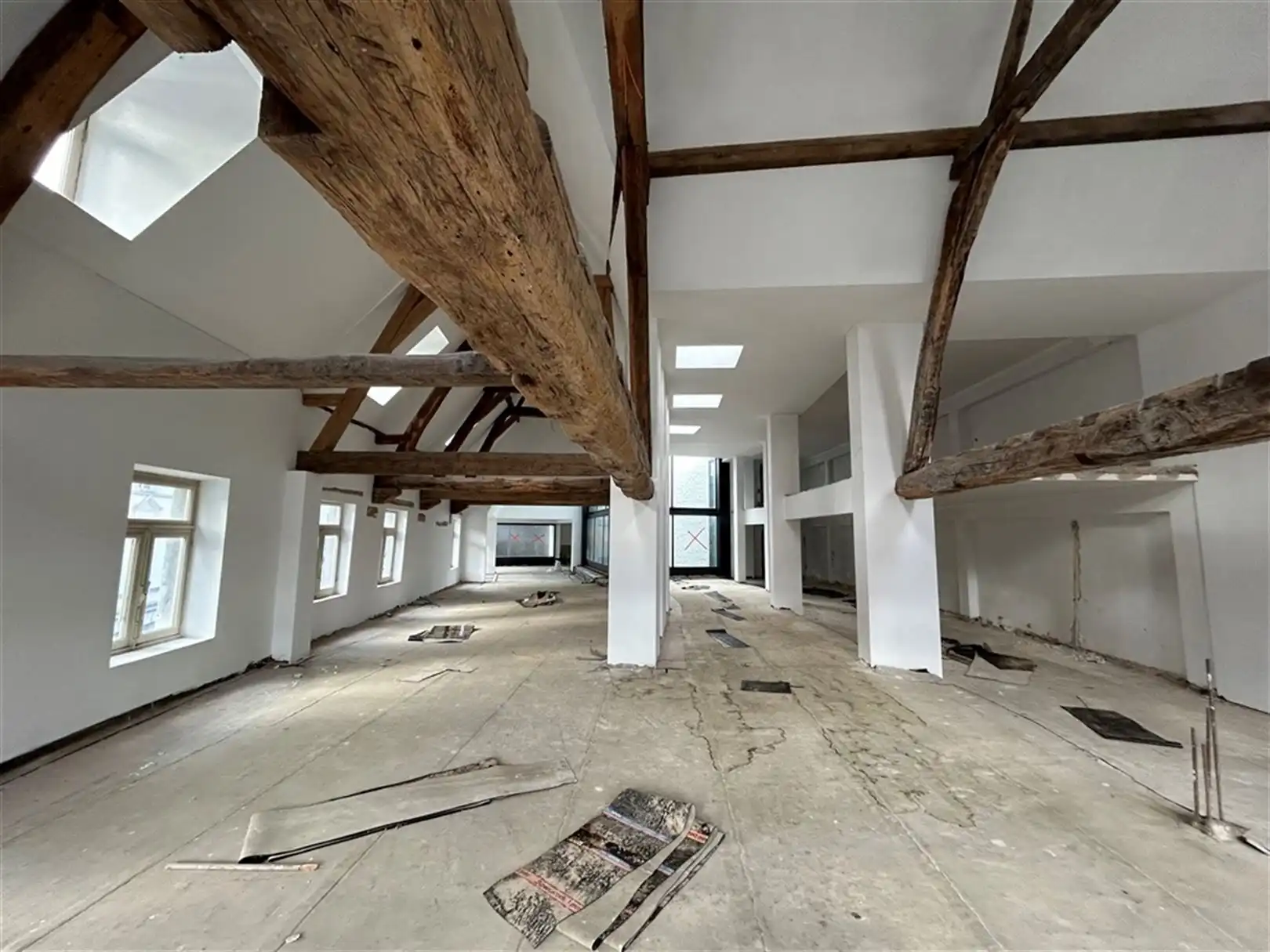 Kantoorgebouw foto 8