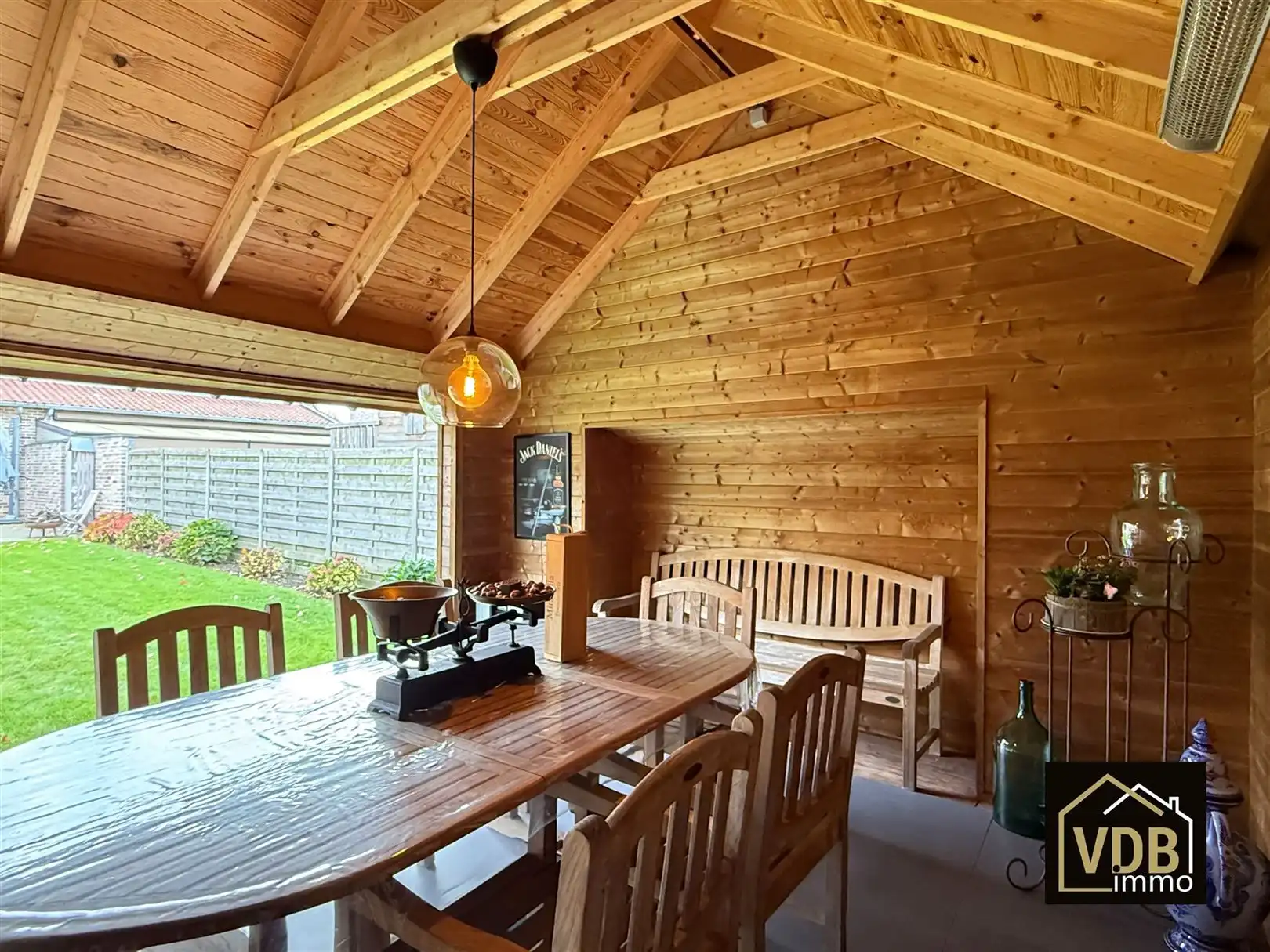 Instapklare halfopen bebouwing met 3 slaapkamers foto 80