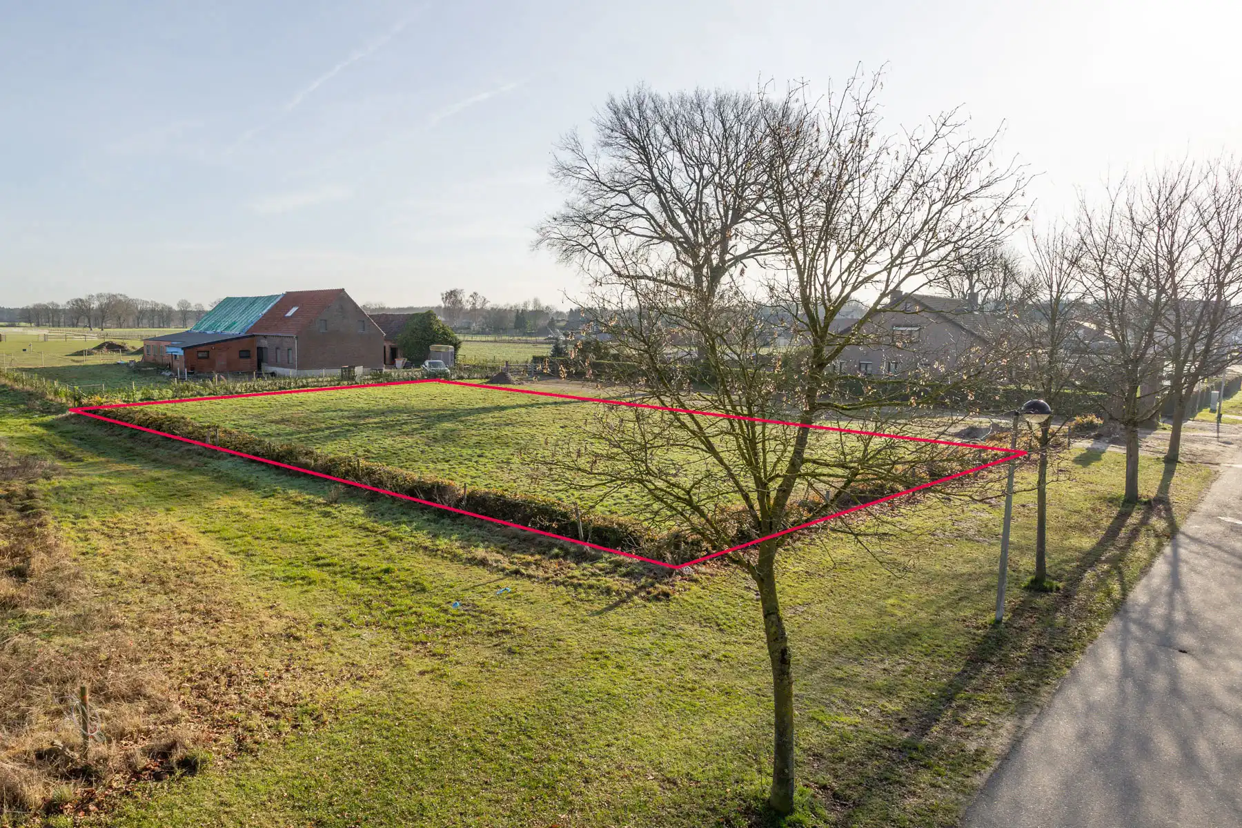 Grond te koop foto {{pictureIndex}}