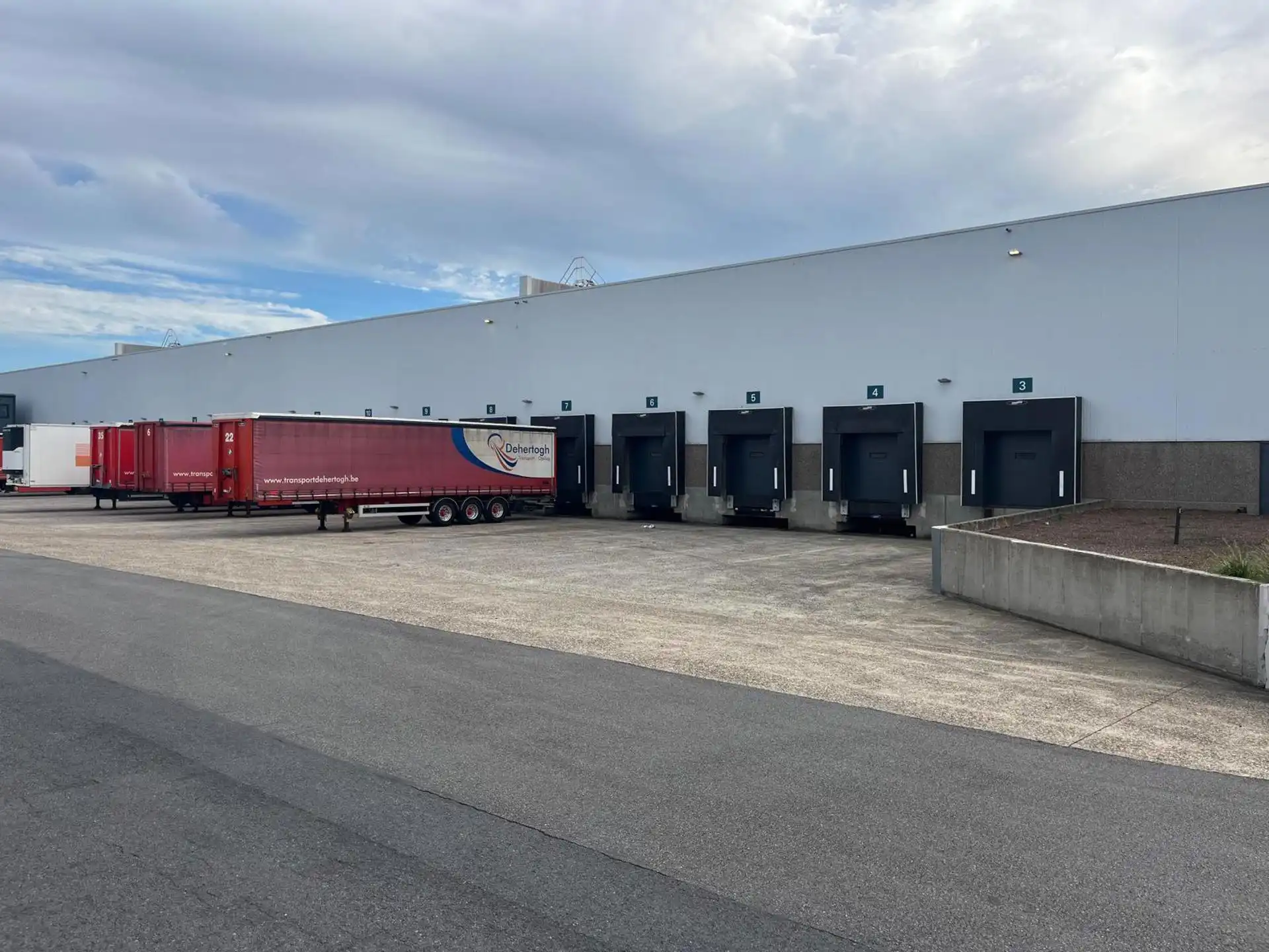 Magazijnruimte flexibel vanaf 4.000m² te Bornem foto 2