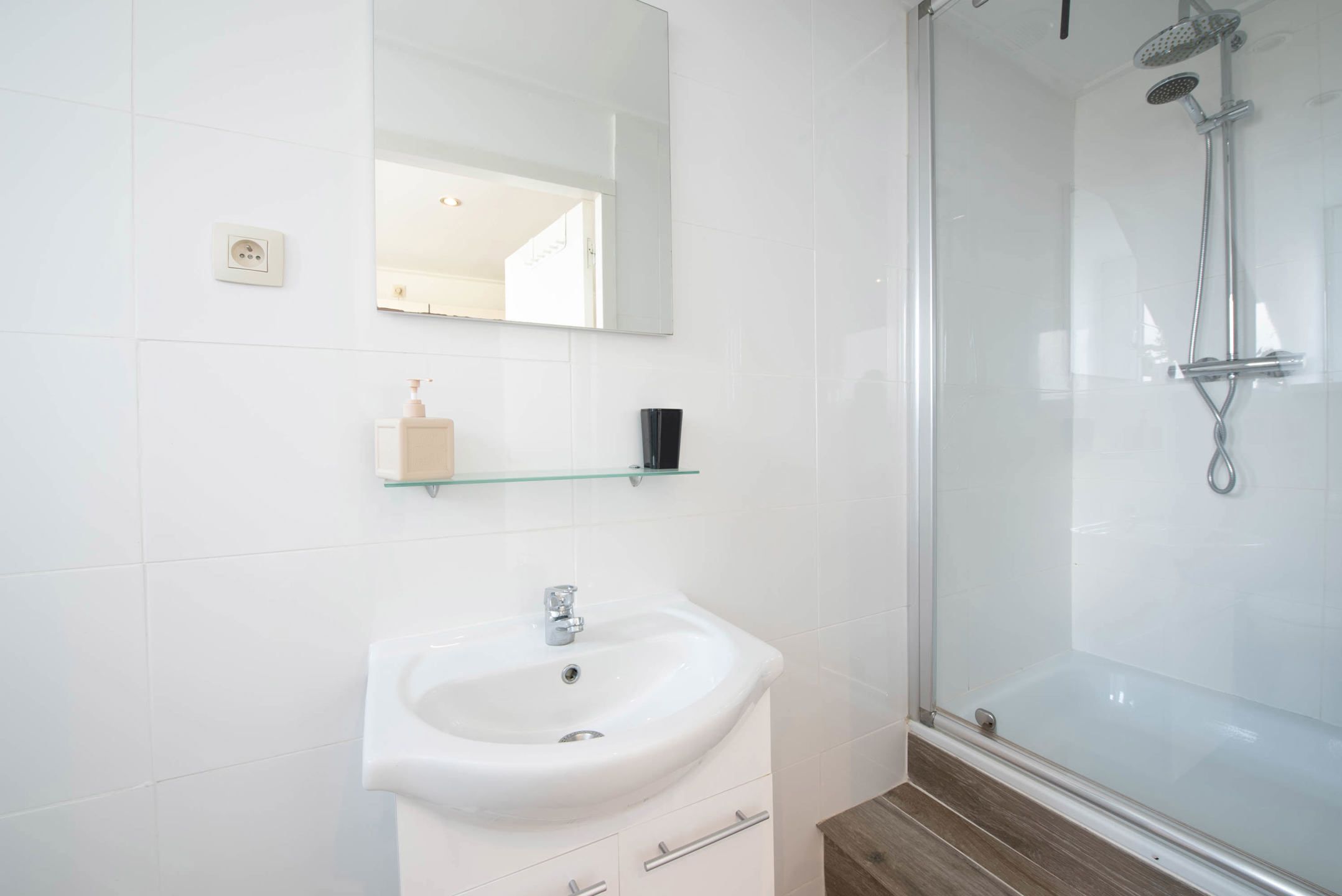 Bemeubelde studio vlakbij Maastricht  foto 5