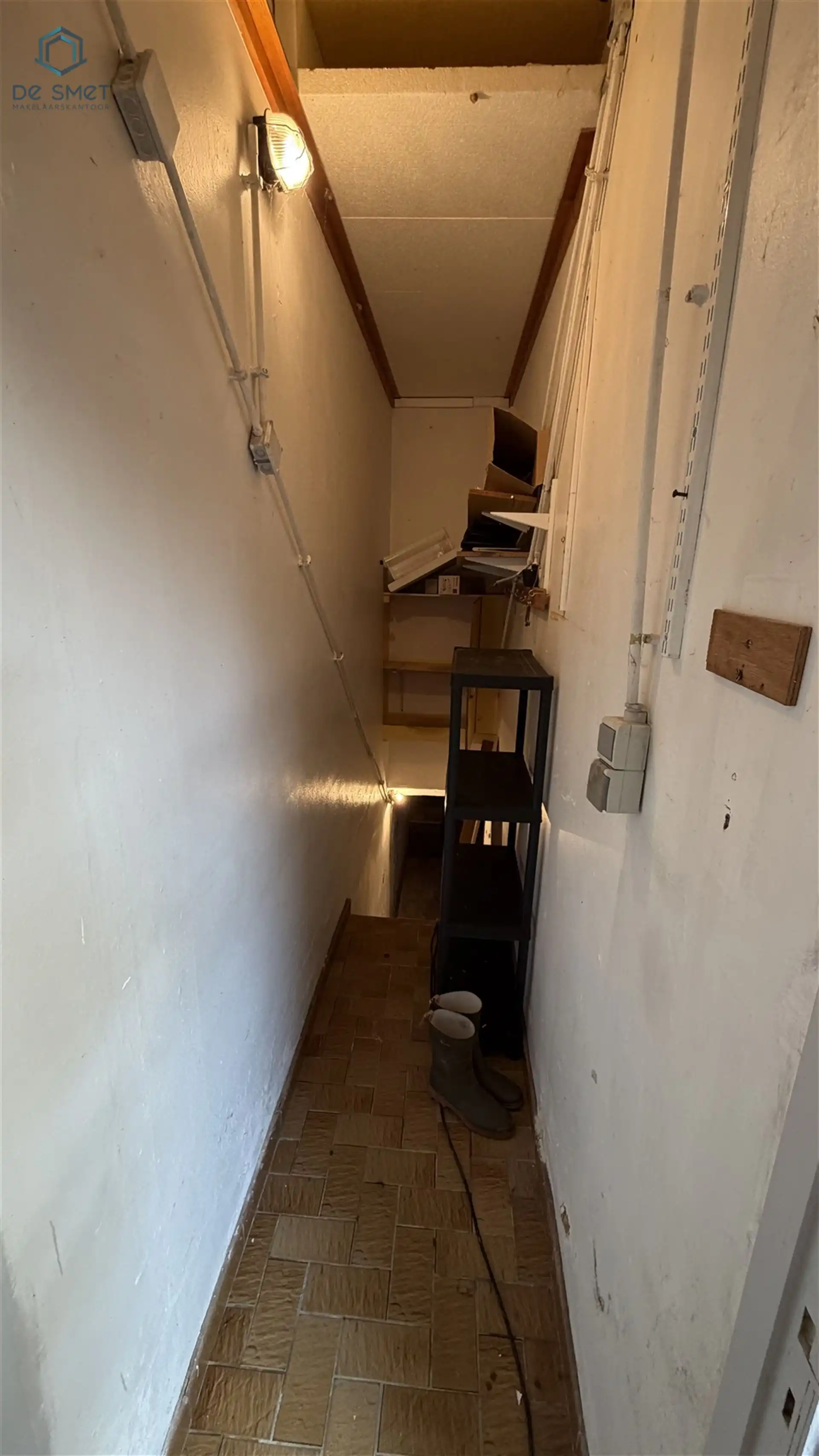 TE RENOVEREN WONING MET 3 SLAAPKAMERS, TUIN EN PRACHTIG UITZICHT IN PAJOTTEGEM foto 8