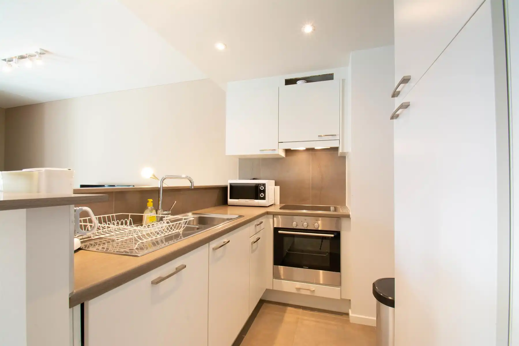 Prachtig appartement - 2 kamers met terras foto 5