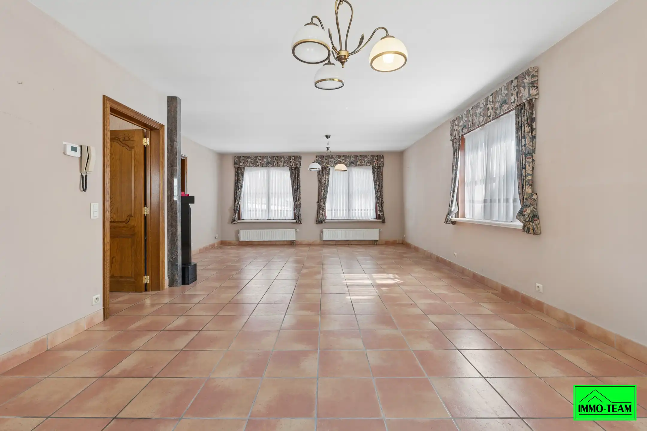 Gezellige 3-gevelwoning nabij dorpskern Iddergem foto 5