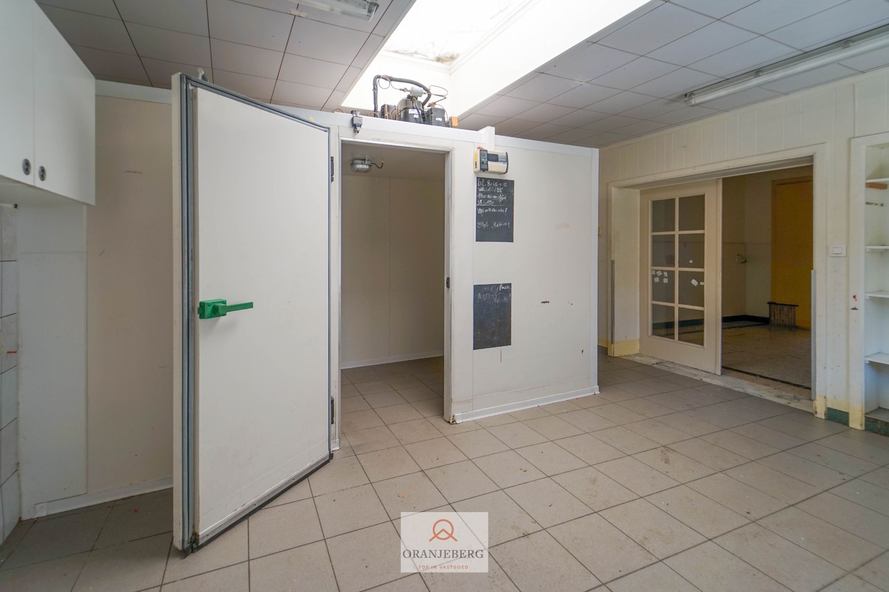 Ideaal te renoveren rijwoning + werkplaats + garage + tuin voor 591m² foto 13