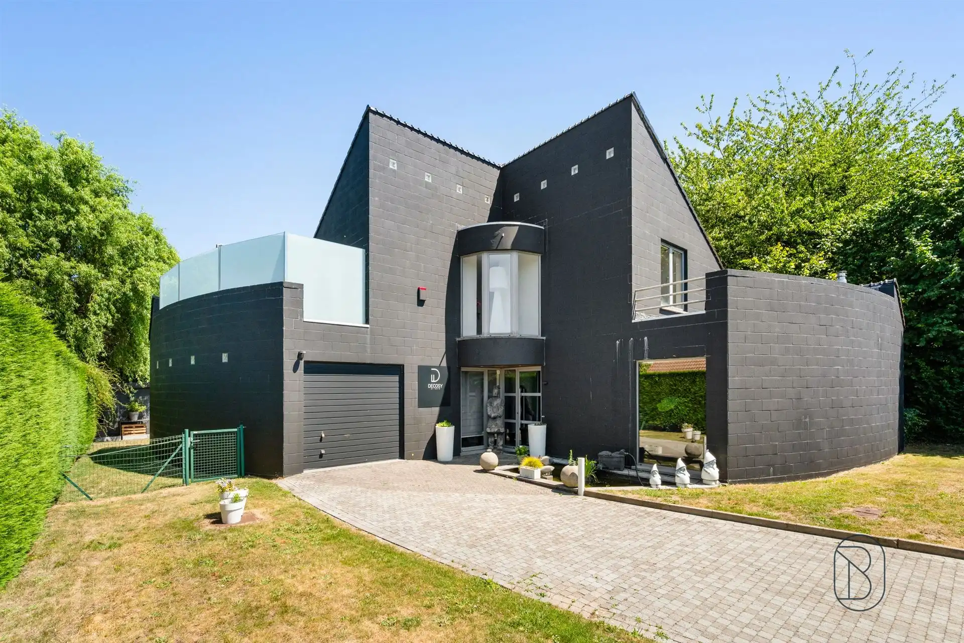 Instapklare mooie villa met 3 slk.  foto 2