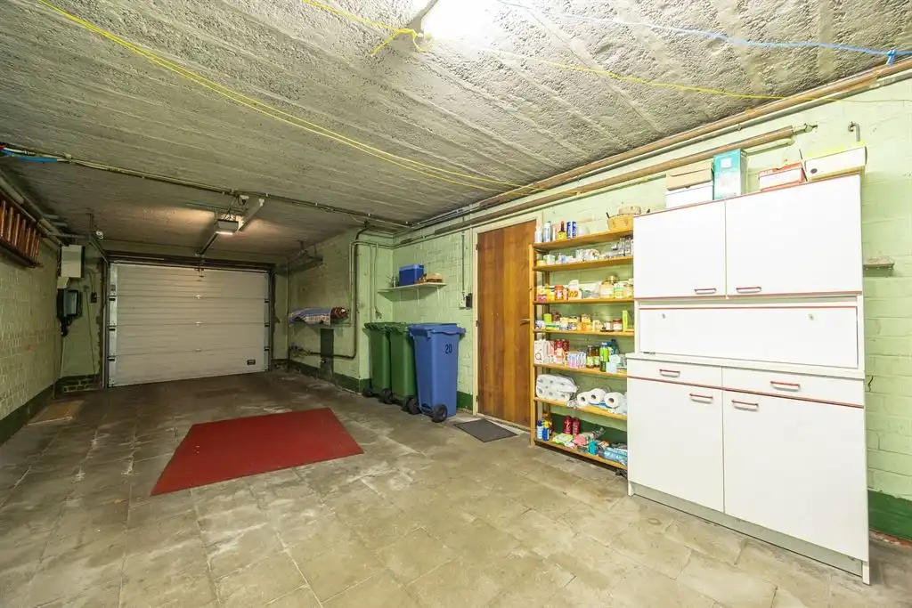 Ruime bel-étage woning vlakbij Rivierenhof foto 26