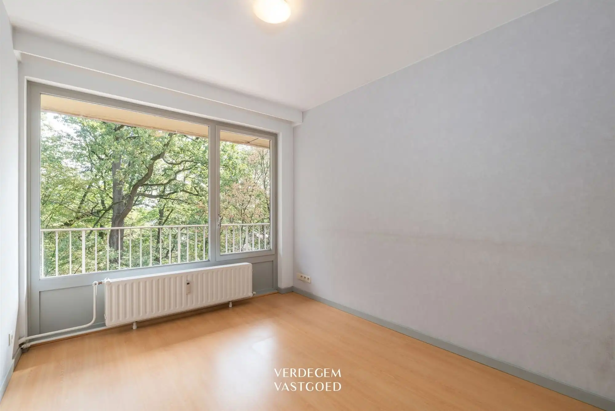 Wonen in de bomen: gezellig en instapklaar 2-slaapkamerappartement met terras foto 8